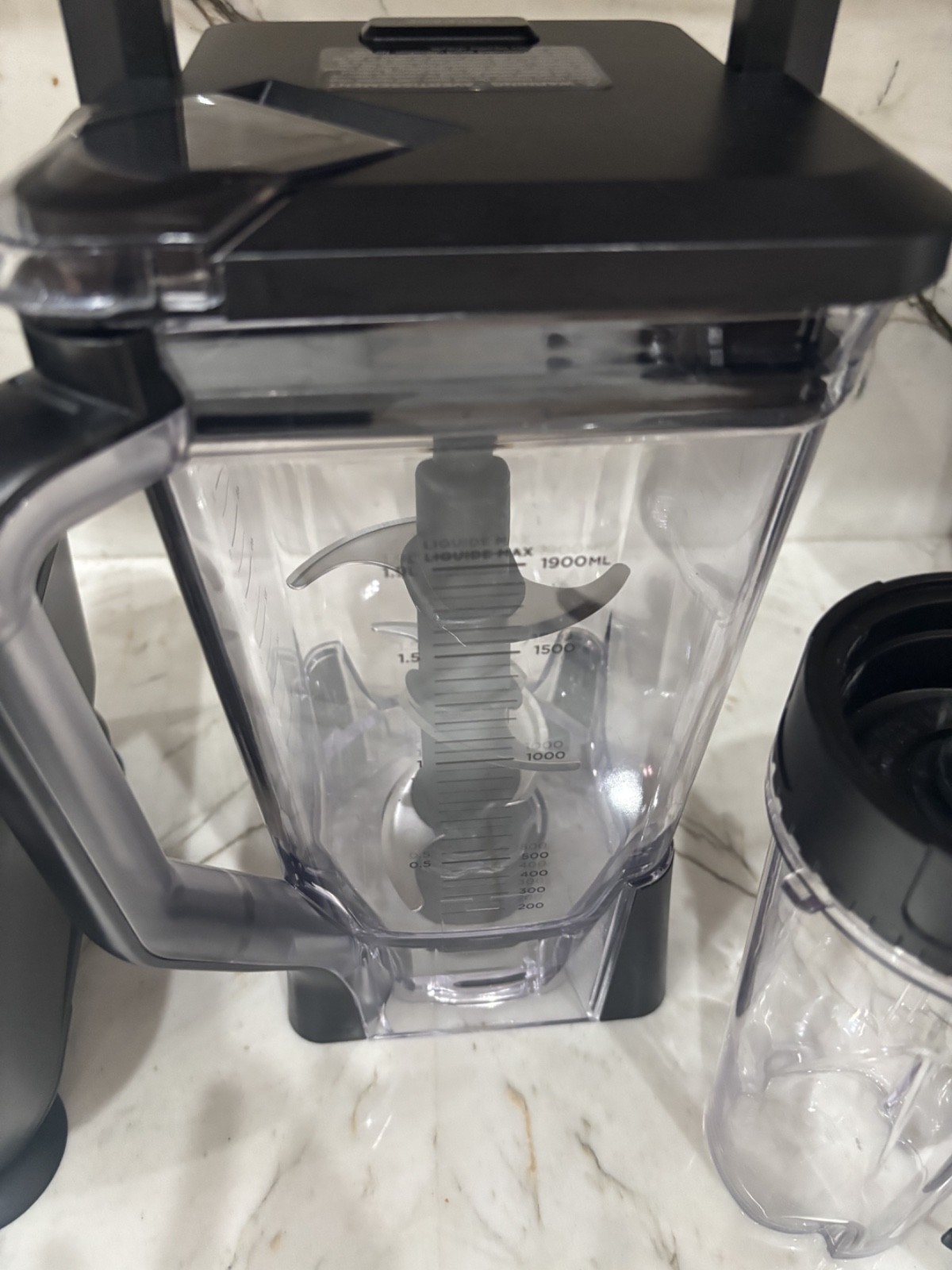 Used1500W Mega Kitchen System Blender & Food Processor with 2 Cups, Black BL770