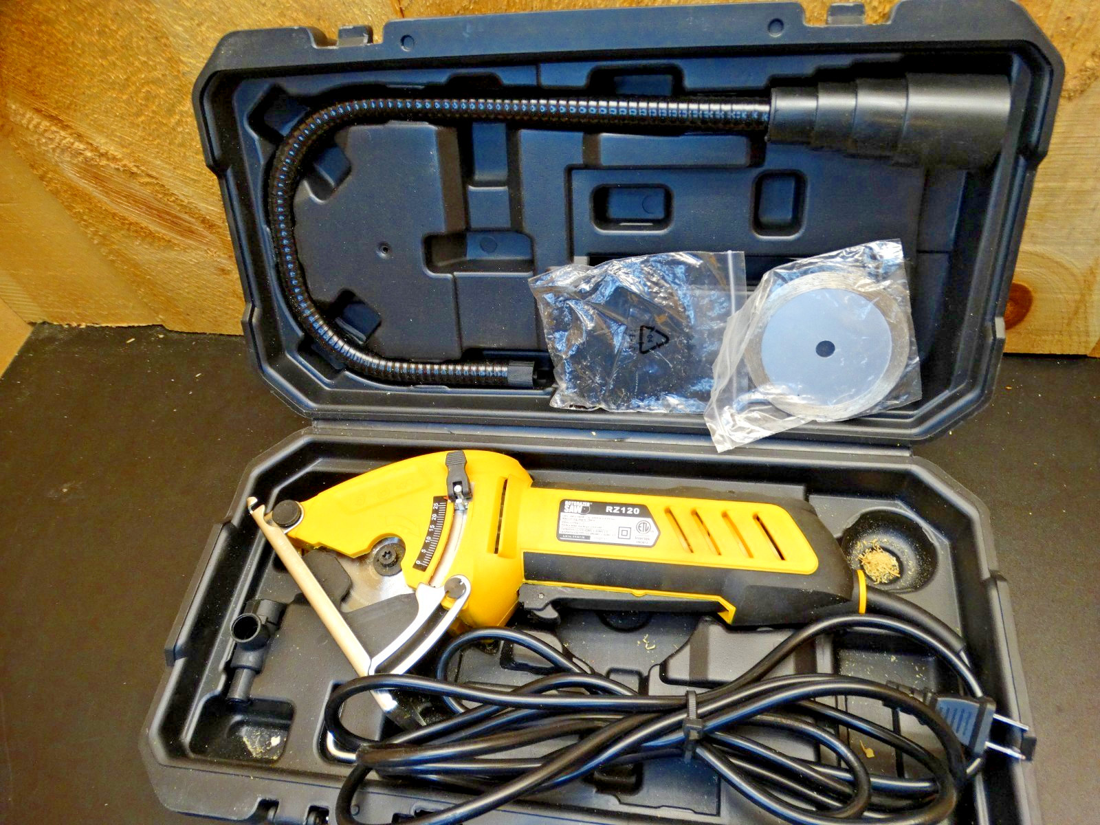RotoRazer RZ120 Corded 26mm Cutting Depth Circular Saw with Case & Extra Blades