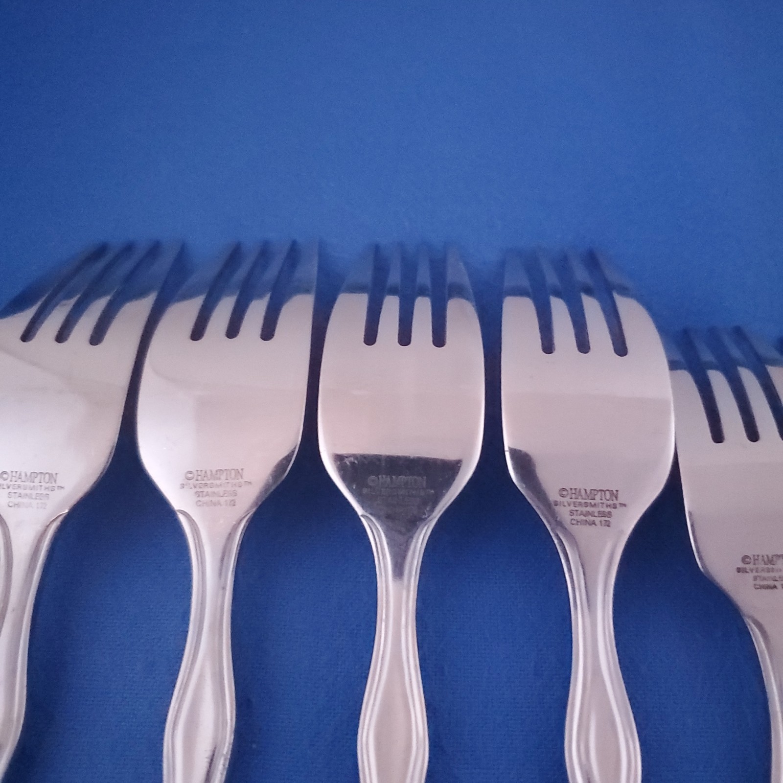 Hampton Unknown Pattern (4) Dinner Forks, (4) Salad Forks & (3) Soup Spoons