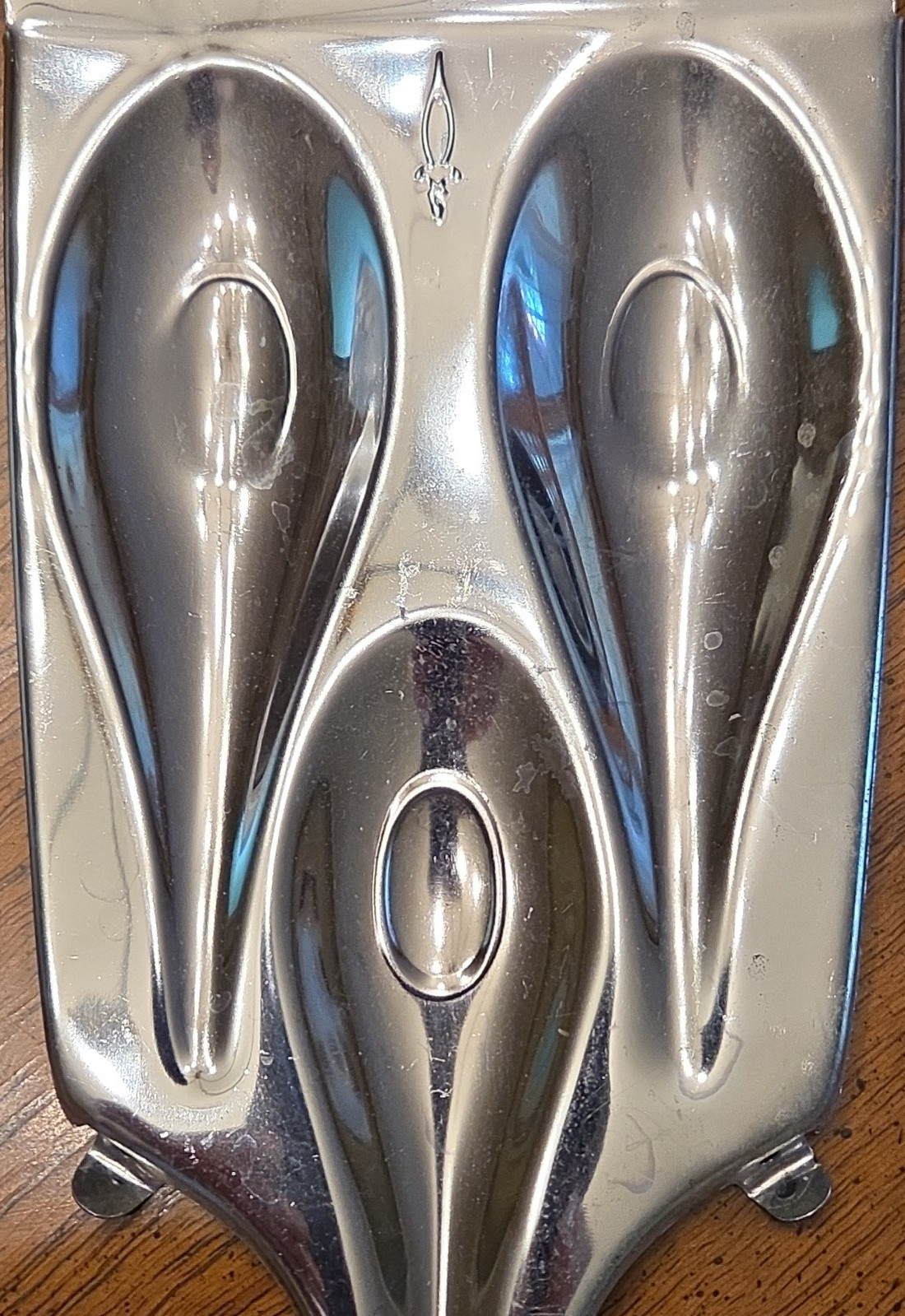 Gemco Metal Triple Spoon Rest Silver Modern Less Than 10 in Used