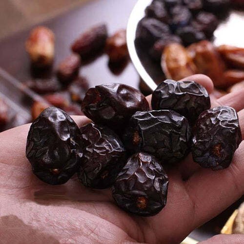 Al Madina Ajwa Dates – Premium Quality- 2.2lb (1000g)-Fiber-Rich Snack Dry Fruit