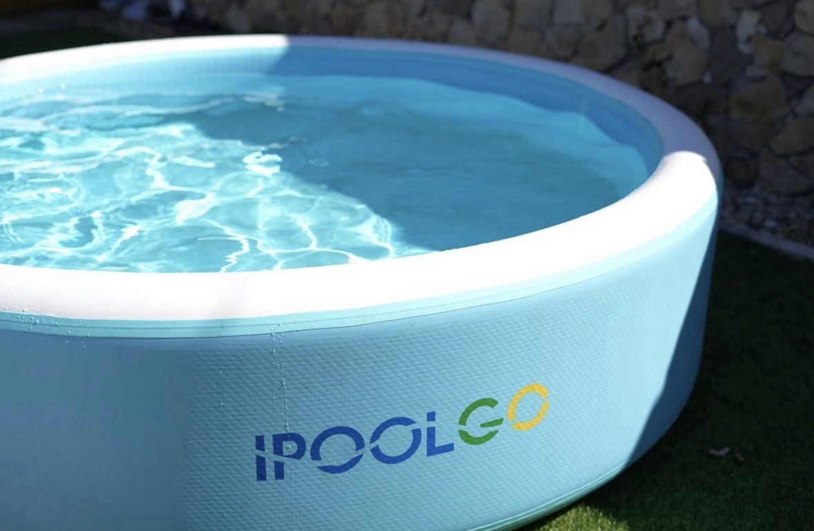 IPOOLGO 6ft X 20in Inflatable Swimming Pool Durable Heavy Duty PVC Construction