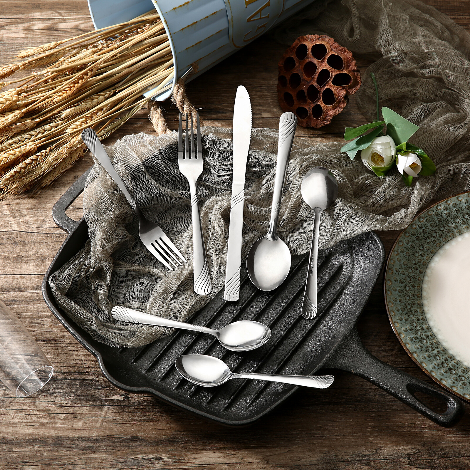 48Pcs Silverware Set for 8 Stainless Steel Flatware set Cutlery Utensil Kitchen