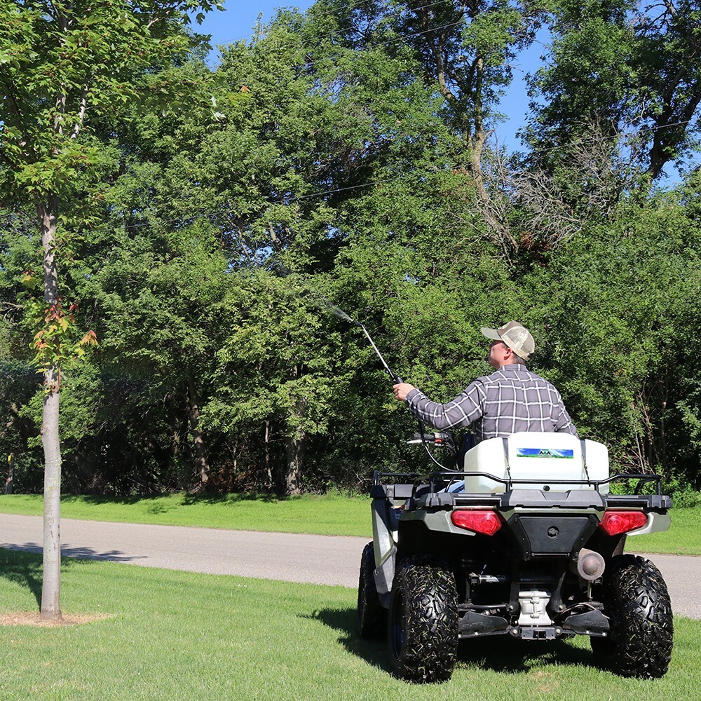 Master MFG 11 Gallon Spot Sprayer for ATV’s & UTV’S, 1.0 GPM, 40 PSI