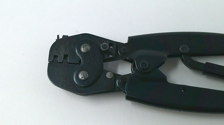 90124-2 Crimp Tool Mfg. TE Connectivity AMP Condition: New Surplus