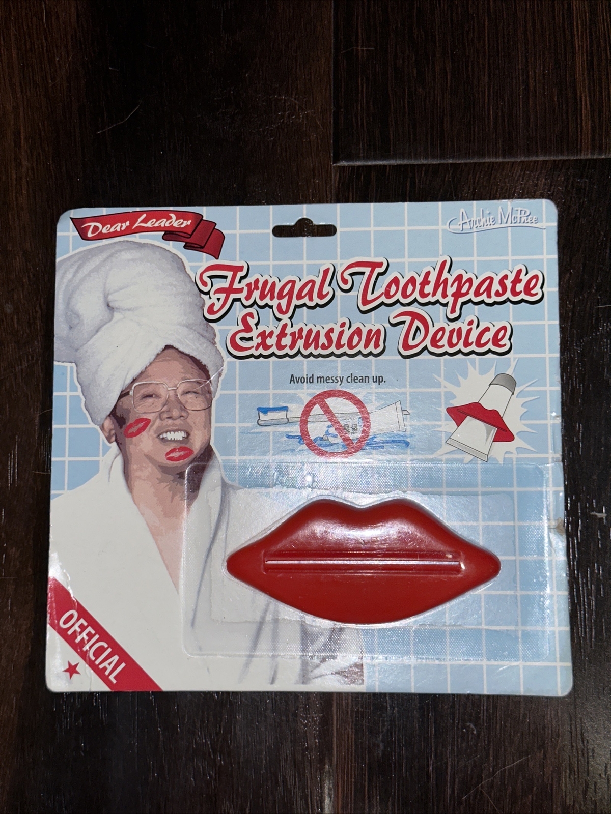 BRAND NEW Frugal Toothpaste Extrusion Device – Archie McPhee JONG UN SEALED 2011