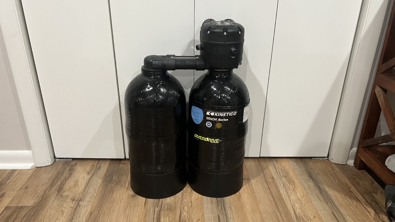 Kinetico K2040 Water Softener Excellent Condition