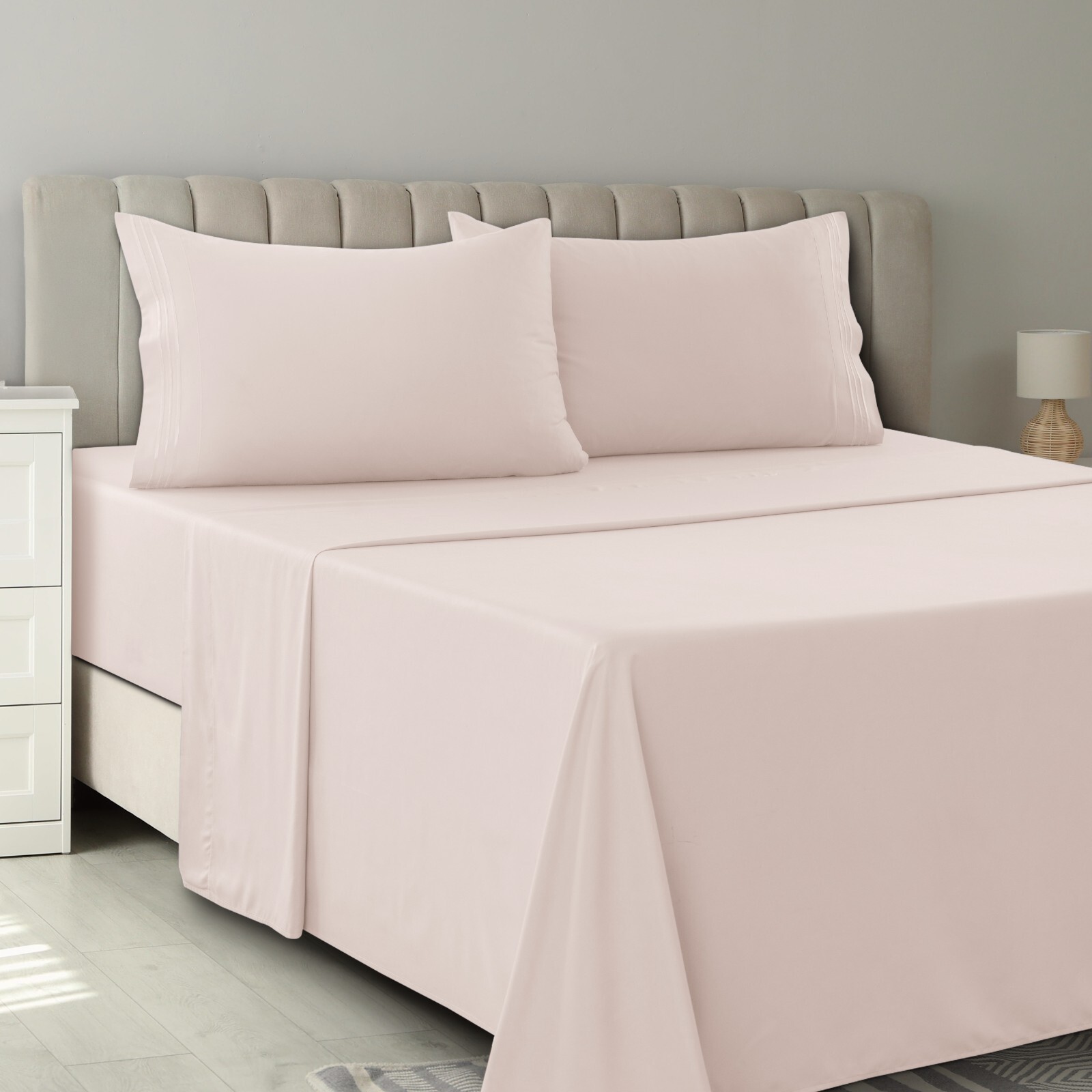 4 Piece Premium Bed Sheet Set Hotel Luxury Ultra Soft Deep Pocket Sheets Set