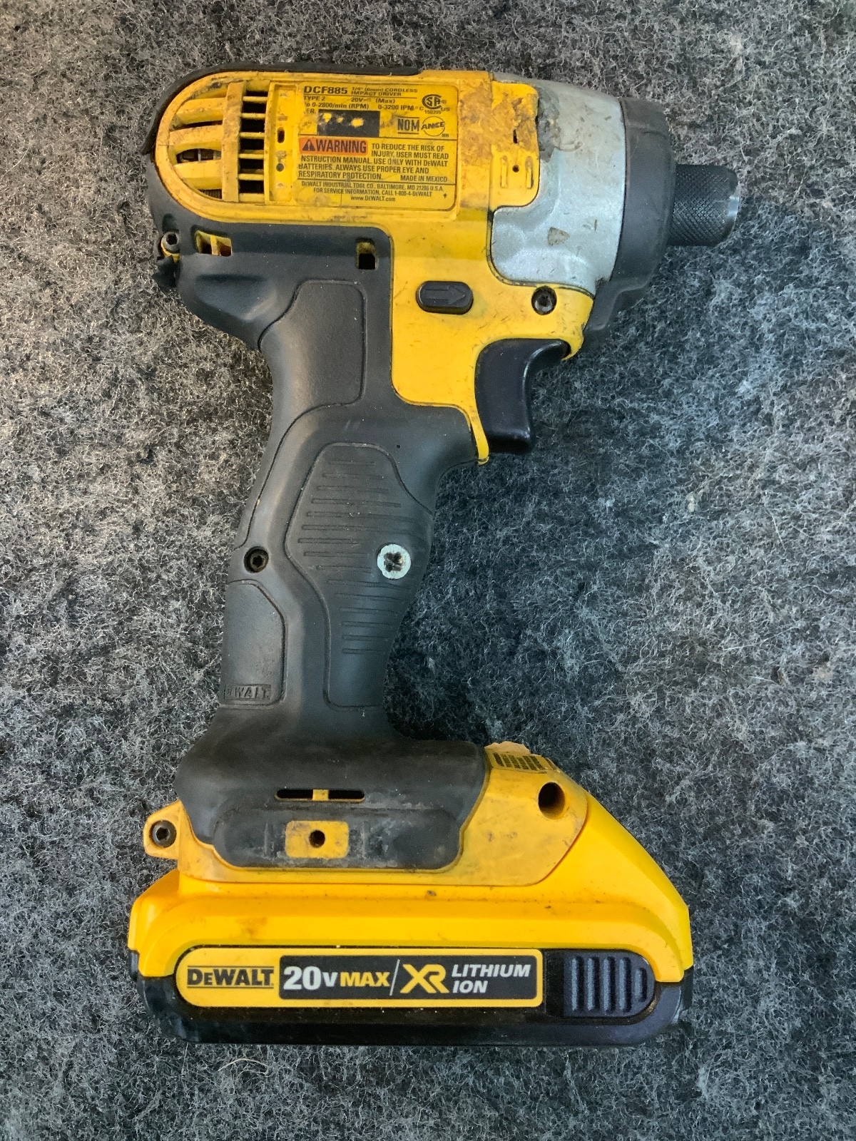 NEW DCF885 Dewalt 20V Max 1/4-in Compact Impact Driver DCF885B (Tool Only)