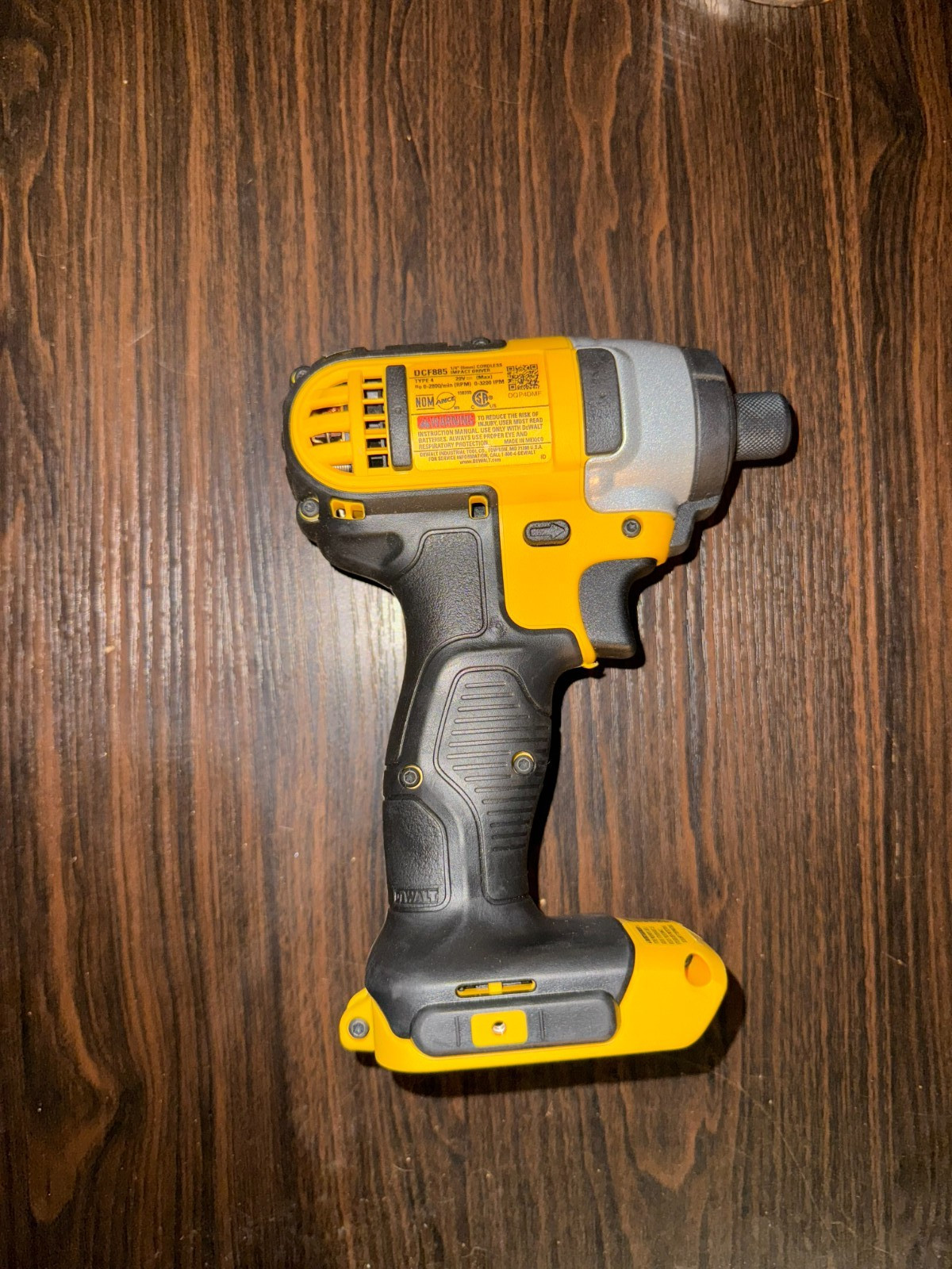 DeWALT DCF885B 20V 20 Volt MAX Lithium Ion 1/4″ Cordless Impact Drill Driver