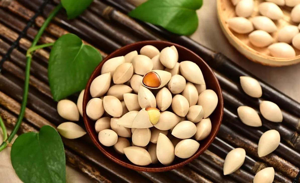Peeled Gingko Nuts From Premium Gingko Biloba Fruit Ready to Cook 500g /1000g
