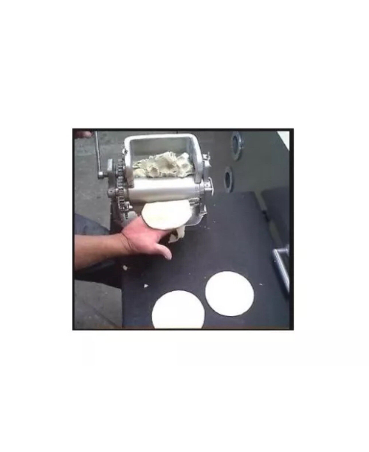 Tortilla Maker Manual Monarca Made In Mexico.Tortillera Manua De Rodillo Monarca
