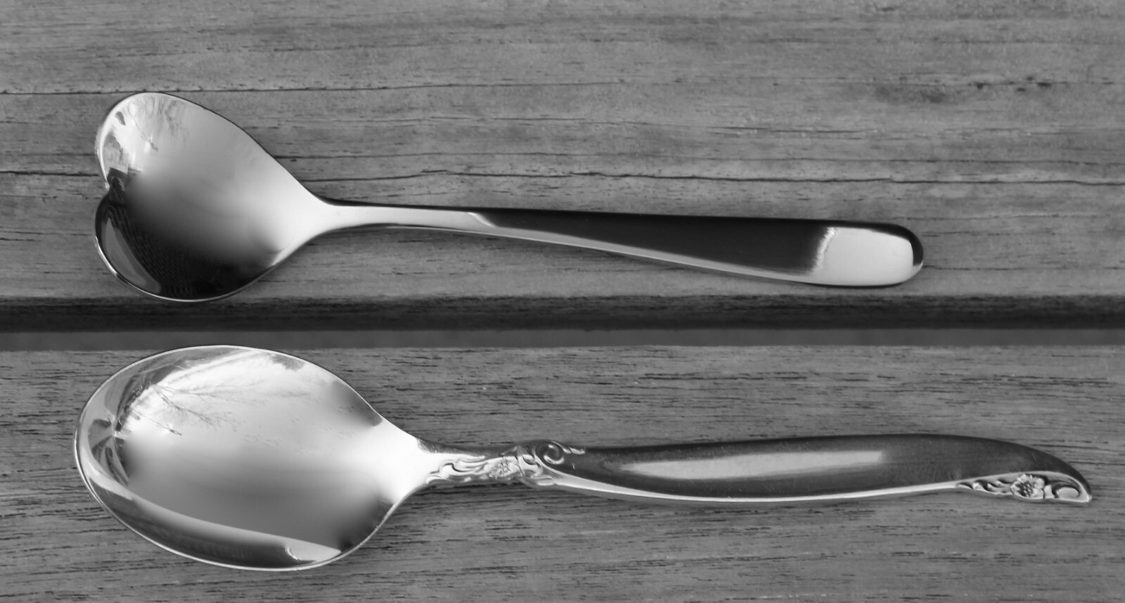 Spoons Alessi Delta Spoon Lot of 12 HEART-SHAPED Coffee Tea Dessert 5″