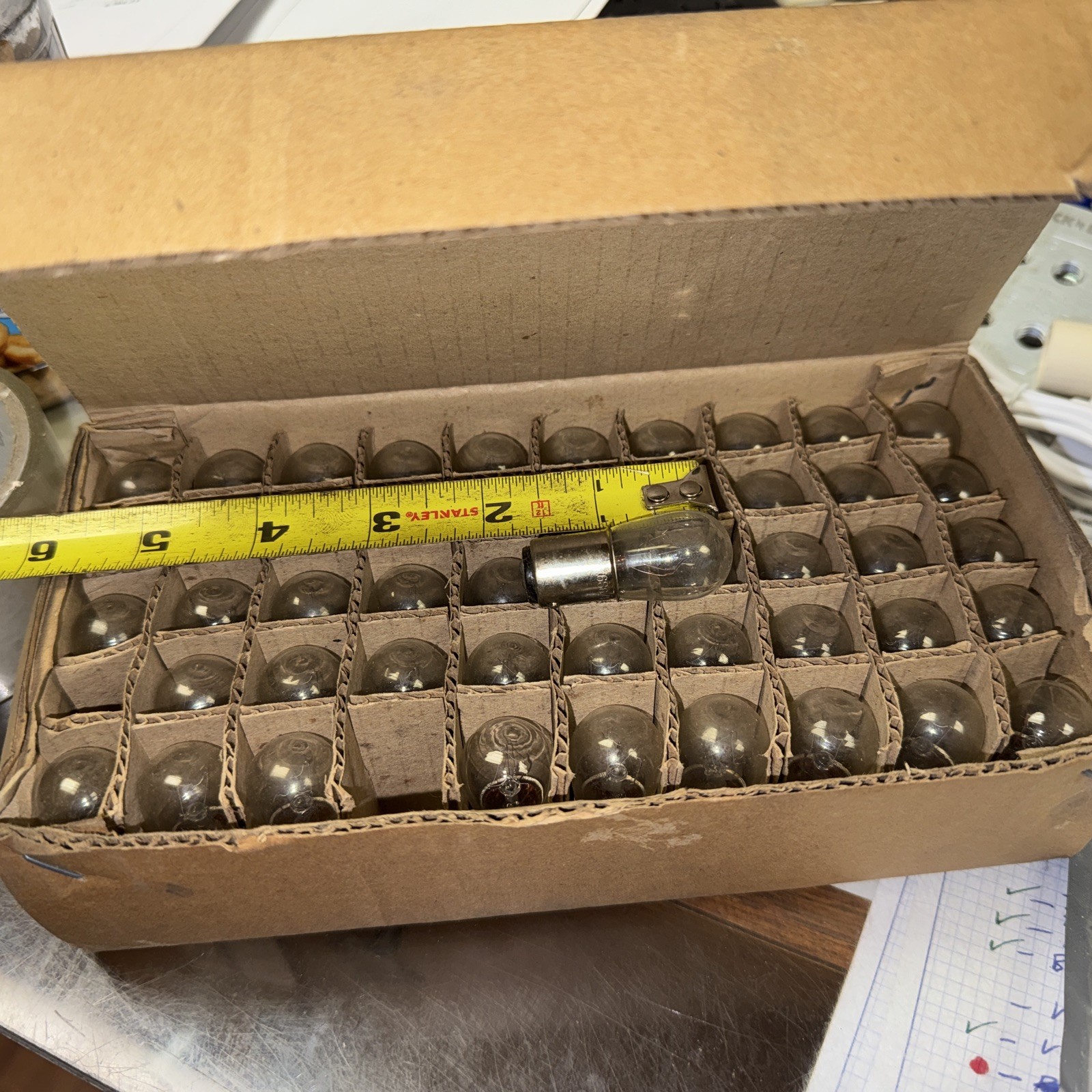 Box of 50- DC6S6 135V 6W S6 Indicator Light Bulbs – New Old Stock