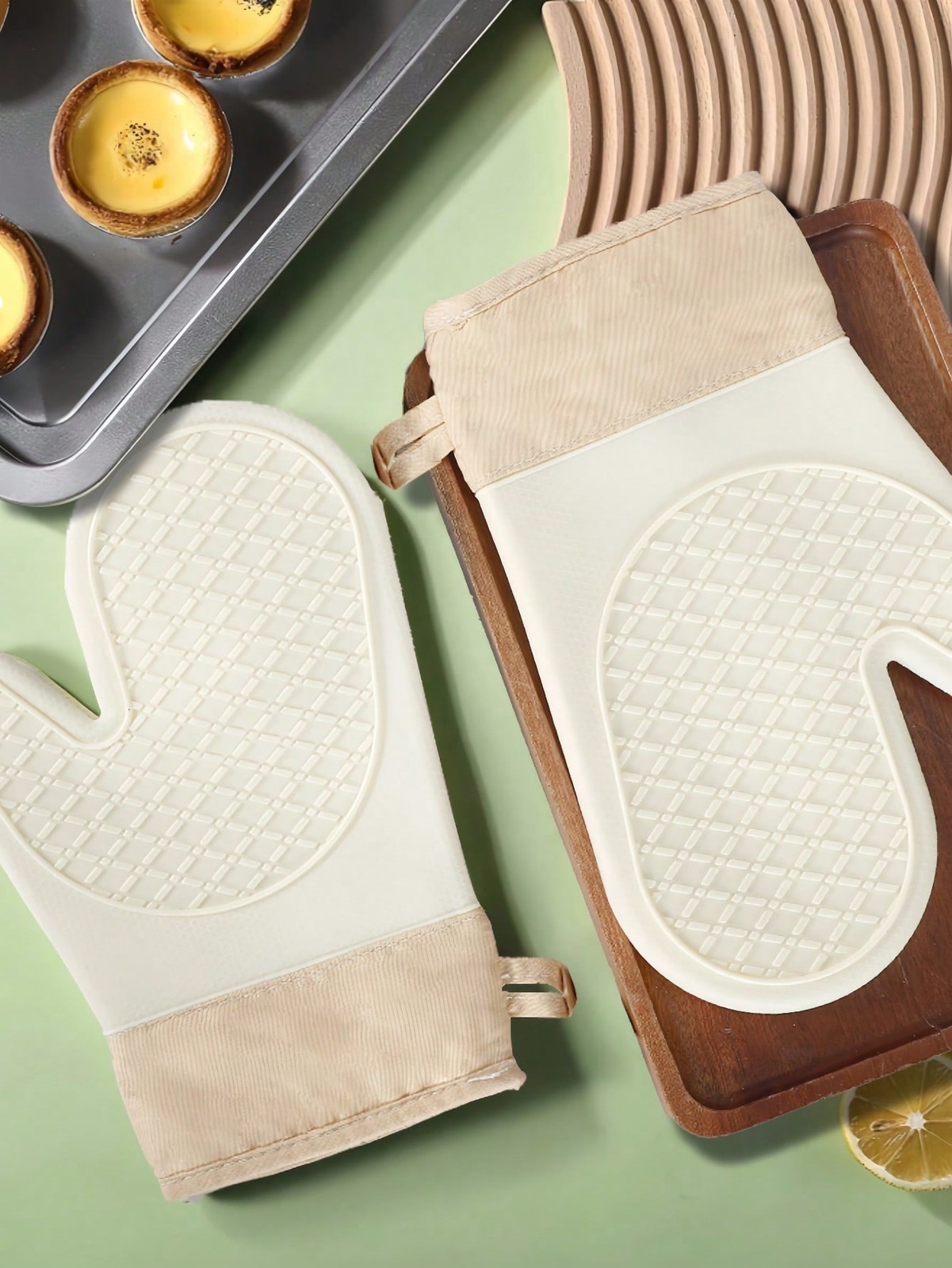 White Silicone Oven Mitt Heat Resistant One Size 1PC