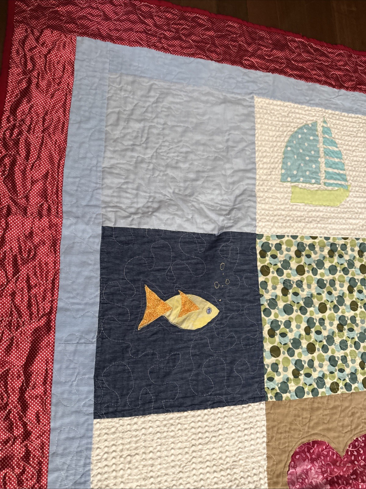 Vintage Handmade Patchwork Appliqué Unisex Baby Nursery Crib Quilt Textured