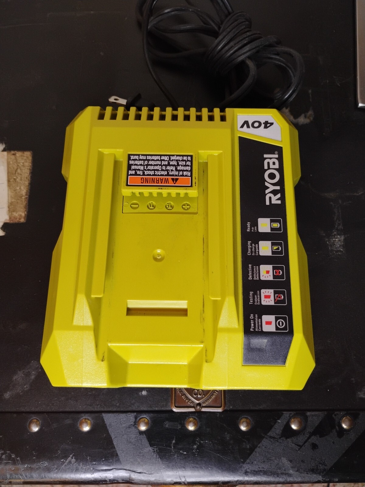 RYOBI 40V Lithium-Ion Battery Charger OP401