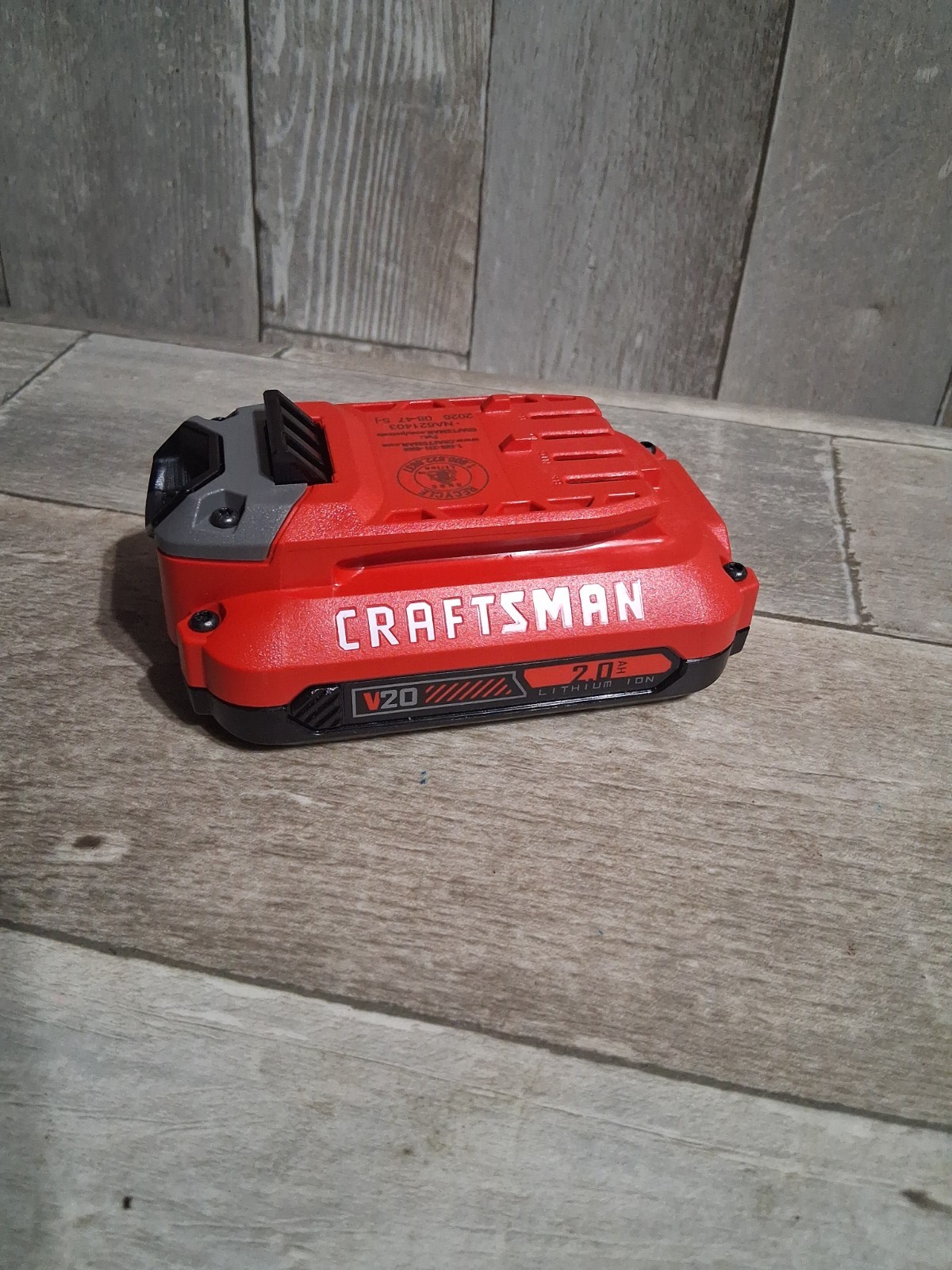 New Genuine Craftsman CMCB202 V20/20V 2.0ah Battery Free US Shipping