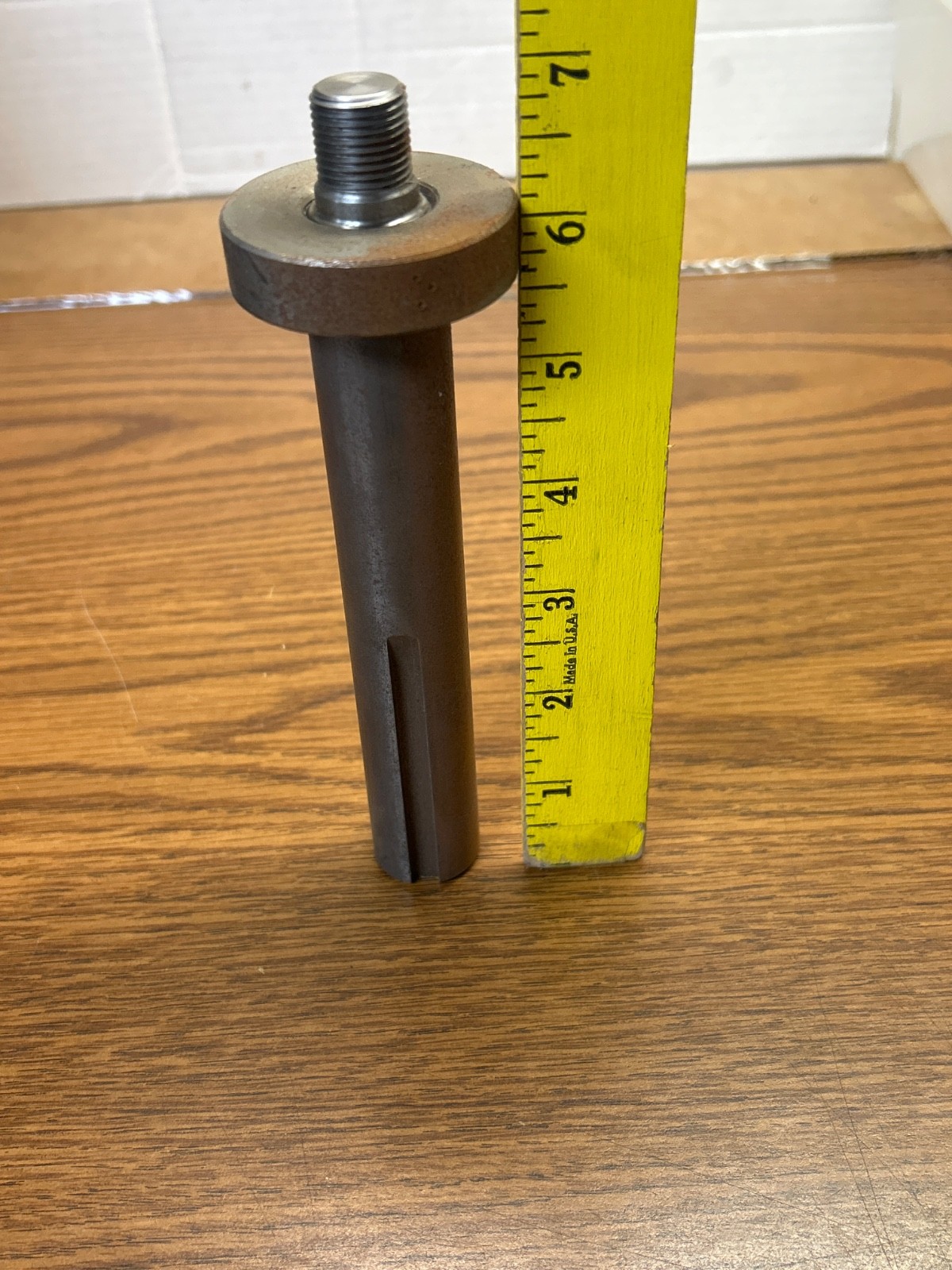 DIXON SPINDLE SHAFT 539119693 READ Description Blade held on with nut