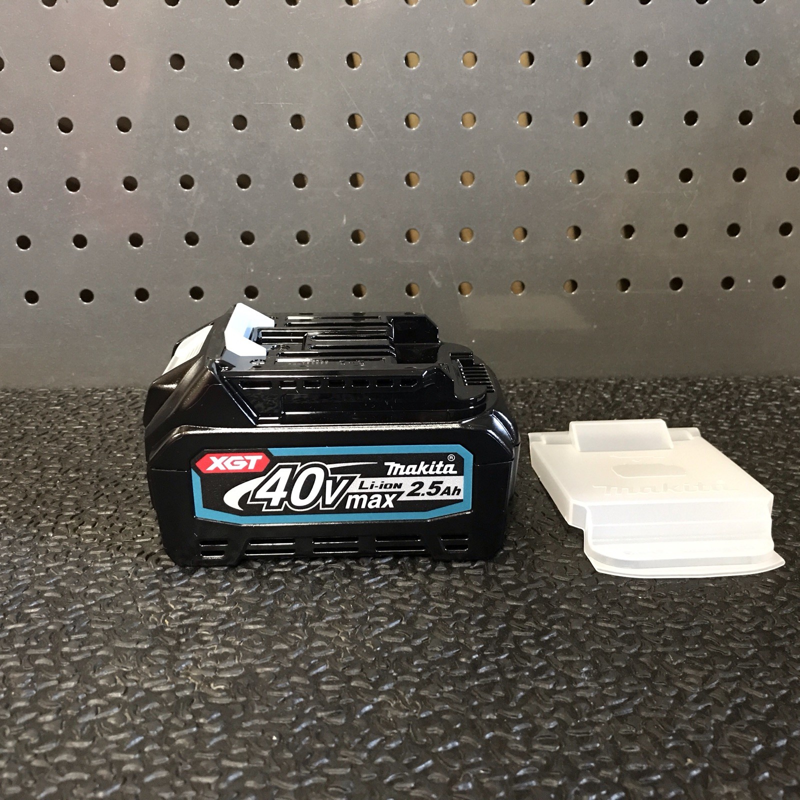 MAKITA 40V MAX XGT 2.5AH Li-ion Battery