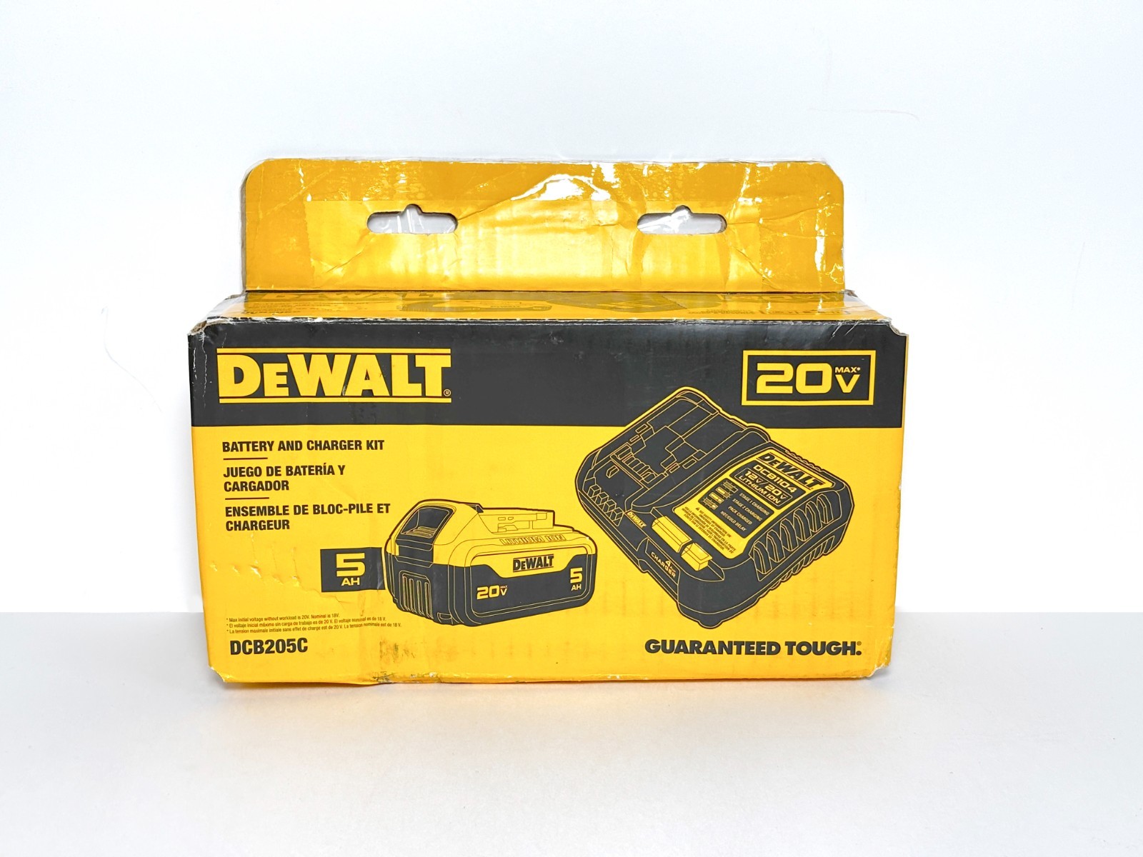 DeWalt DCB205C 20V MAX Lithium-Ion 5 Ah Battery and Charger