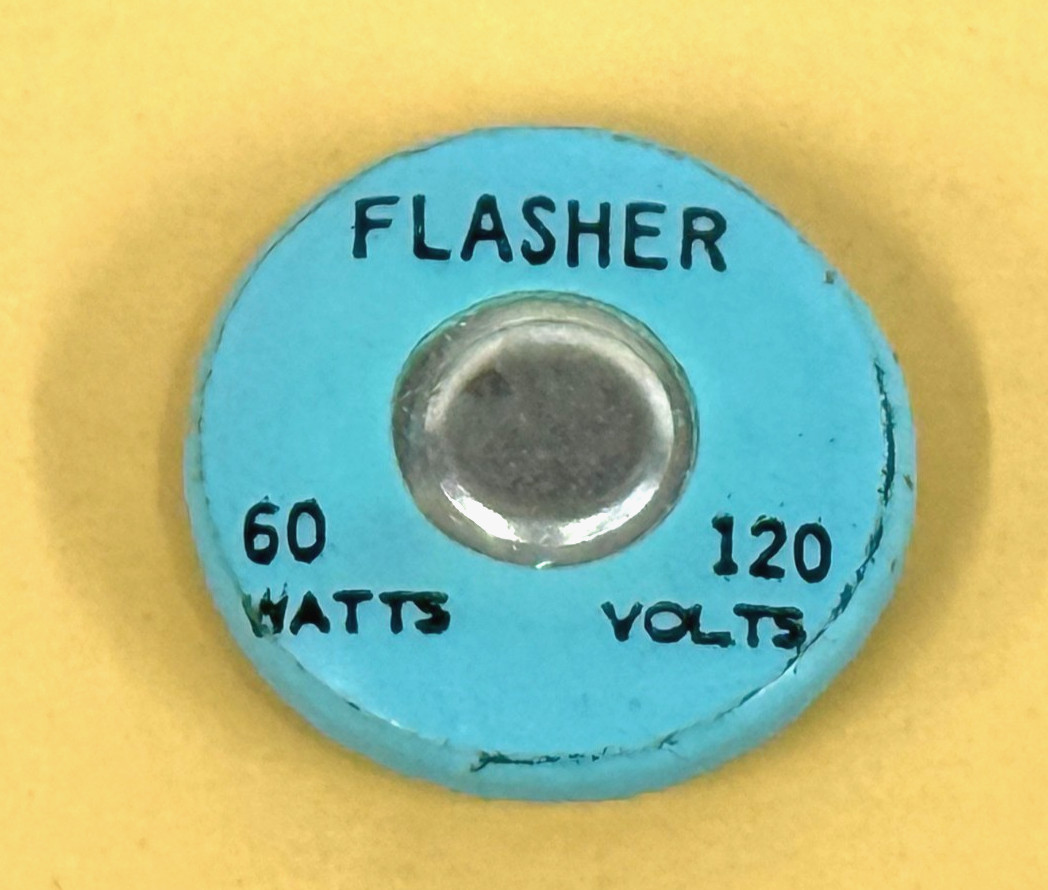 Winker FLASHER Twinkle BLINKING 60W 120V 60 Watts USA Superior Mfg Co NEW 1008