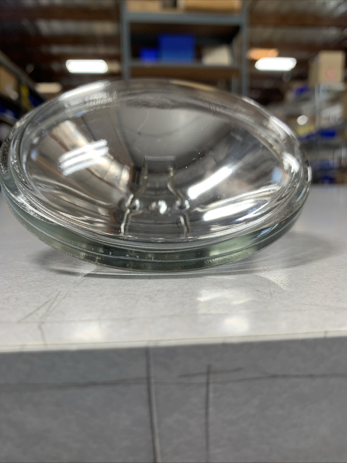 4313 – Volts: 13V, Watts: 250W, Sealed Beam