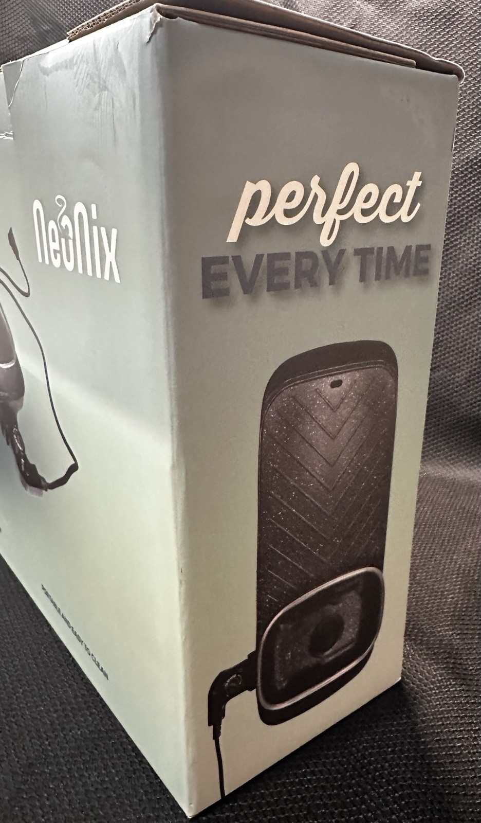 Neonix 2-In-1 Hot Pot And Grill 1350 Watt Brand New