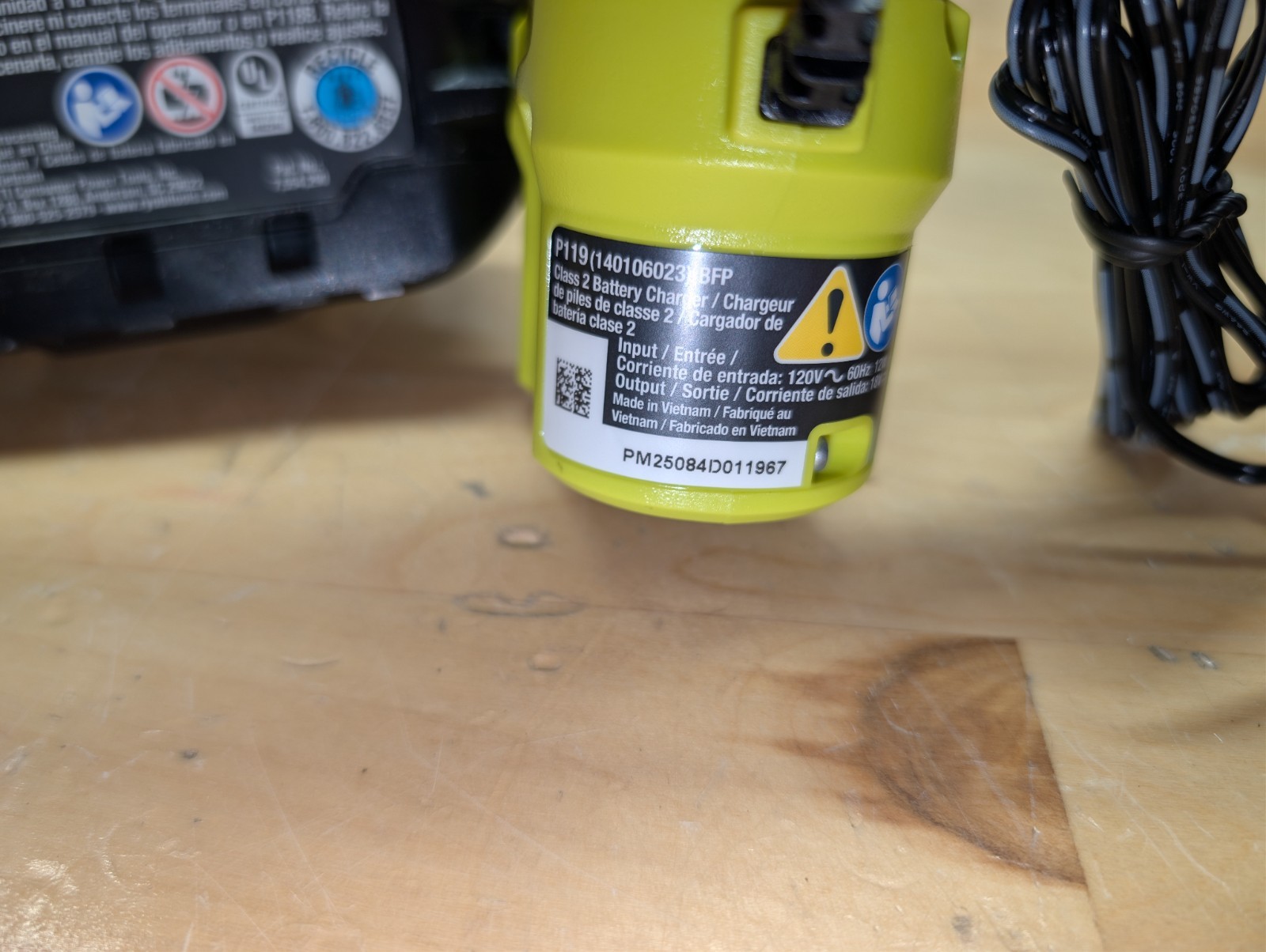 2025 Genuine OEM Ryobi ONE+ 18V 2AH Battery PBP006 & Charger P119 Starter Kit