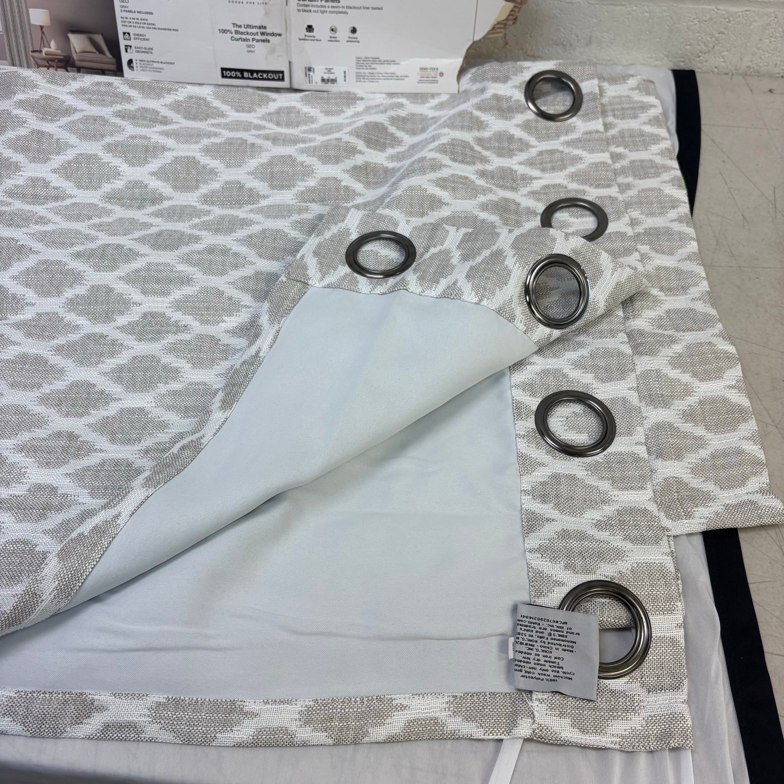 1 Panel – Sonoma Ultimate Performance Woven Geo 100% Blackout Curtain White/Gray