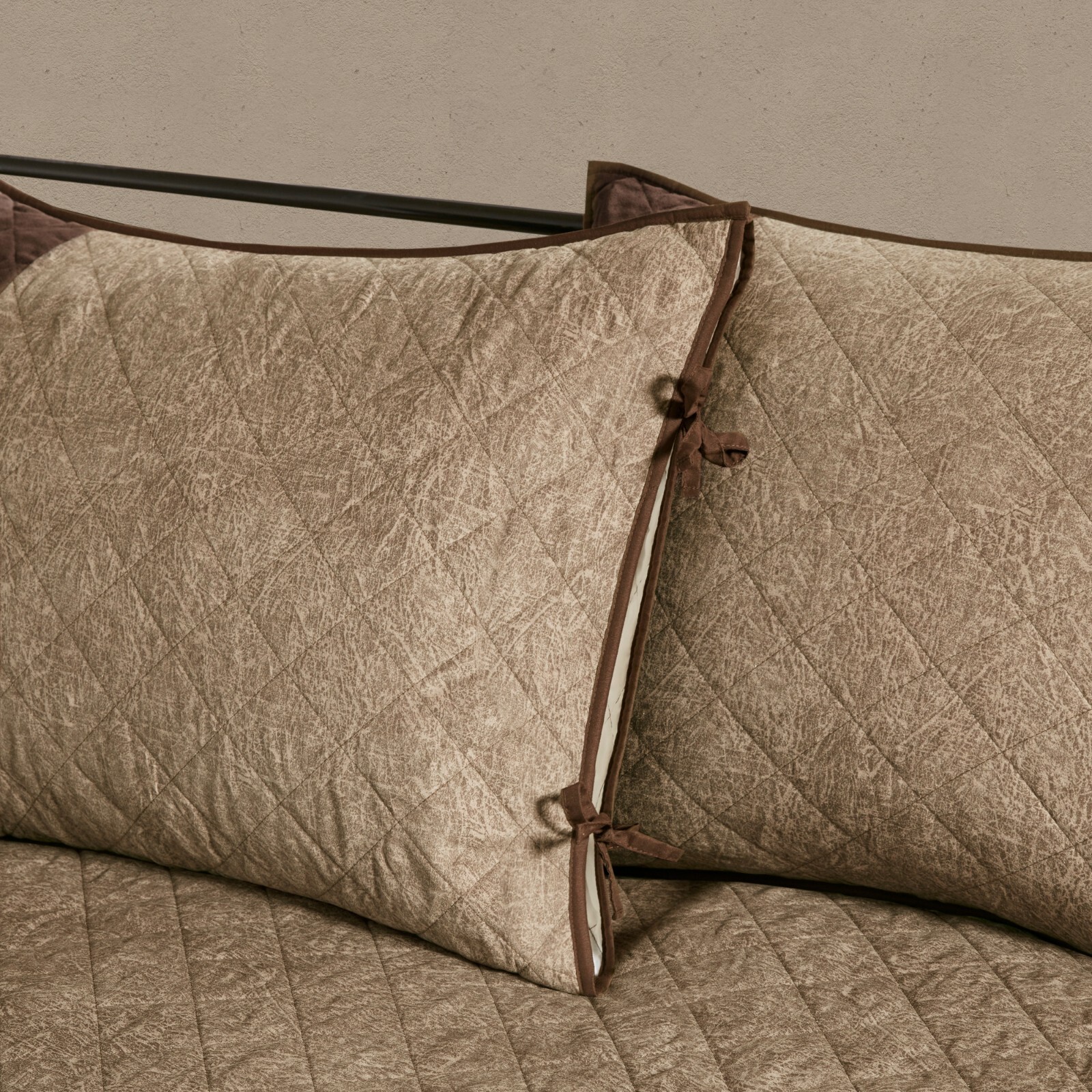 Madison Park 6 Piece Rustic Style Reversible Daybed Cover Set for Guest Room