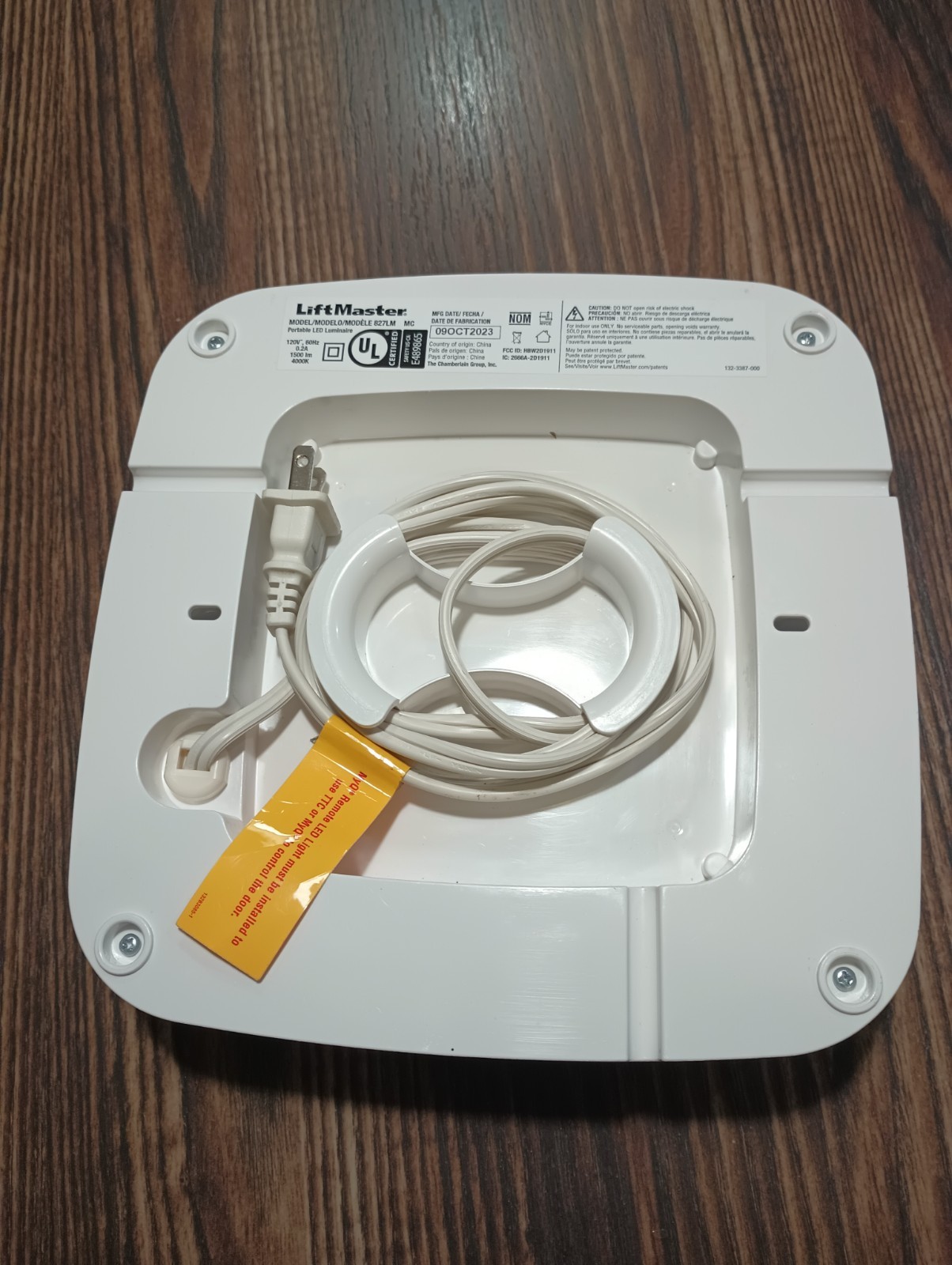 Liftmaster 827LM MyQ Remote LED Light White, Garage Wall Mount