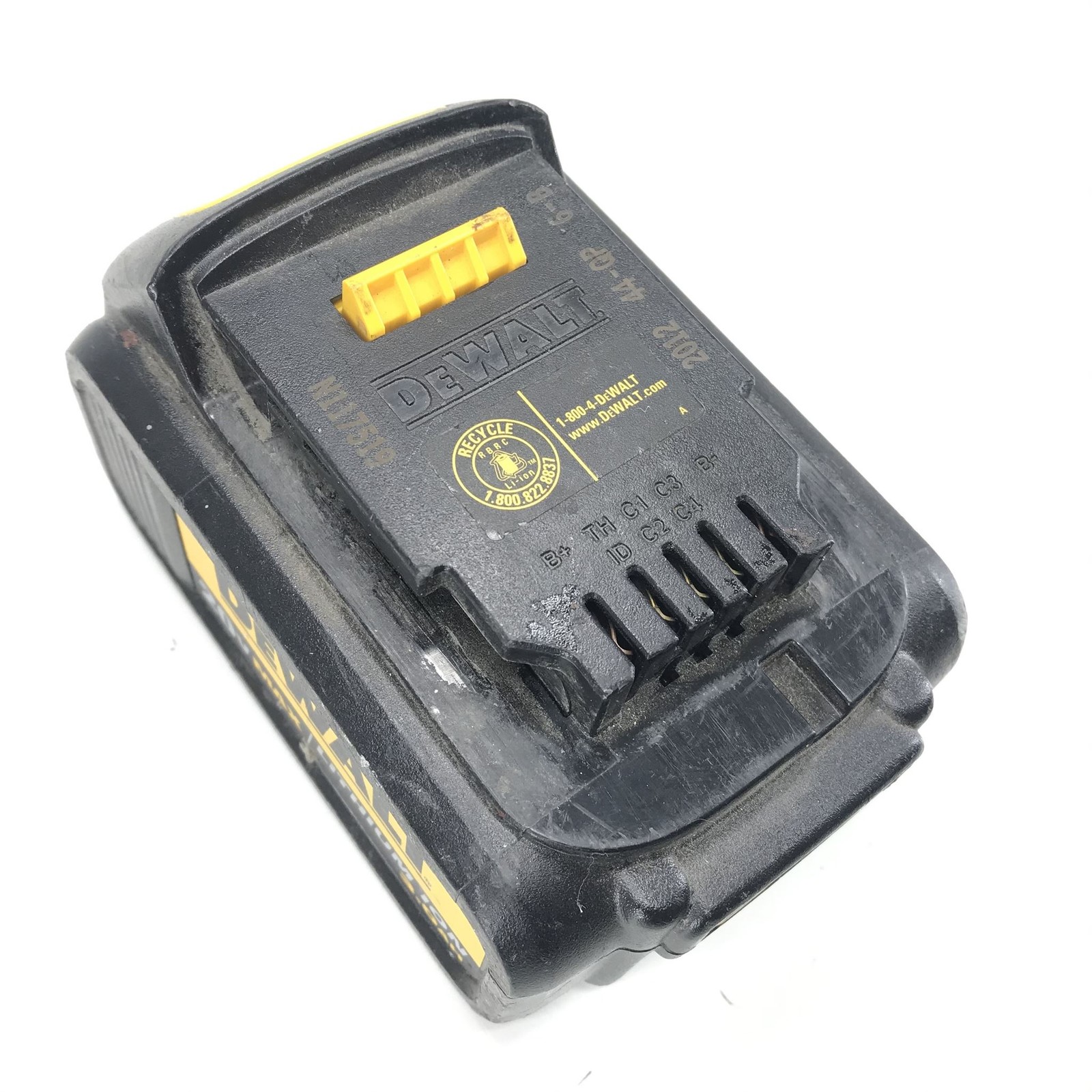 Genuine OEM DeWalt 20v 3.0Ah Max Lithium Ion Rechargeable Battery DCB200 60Wh V