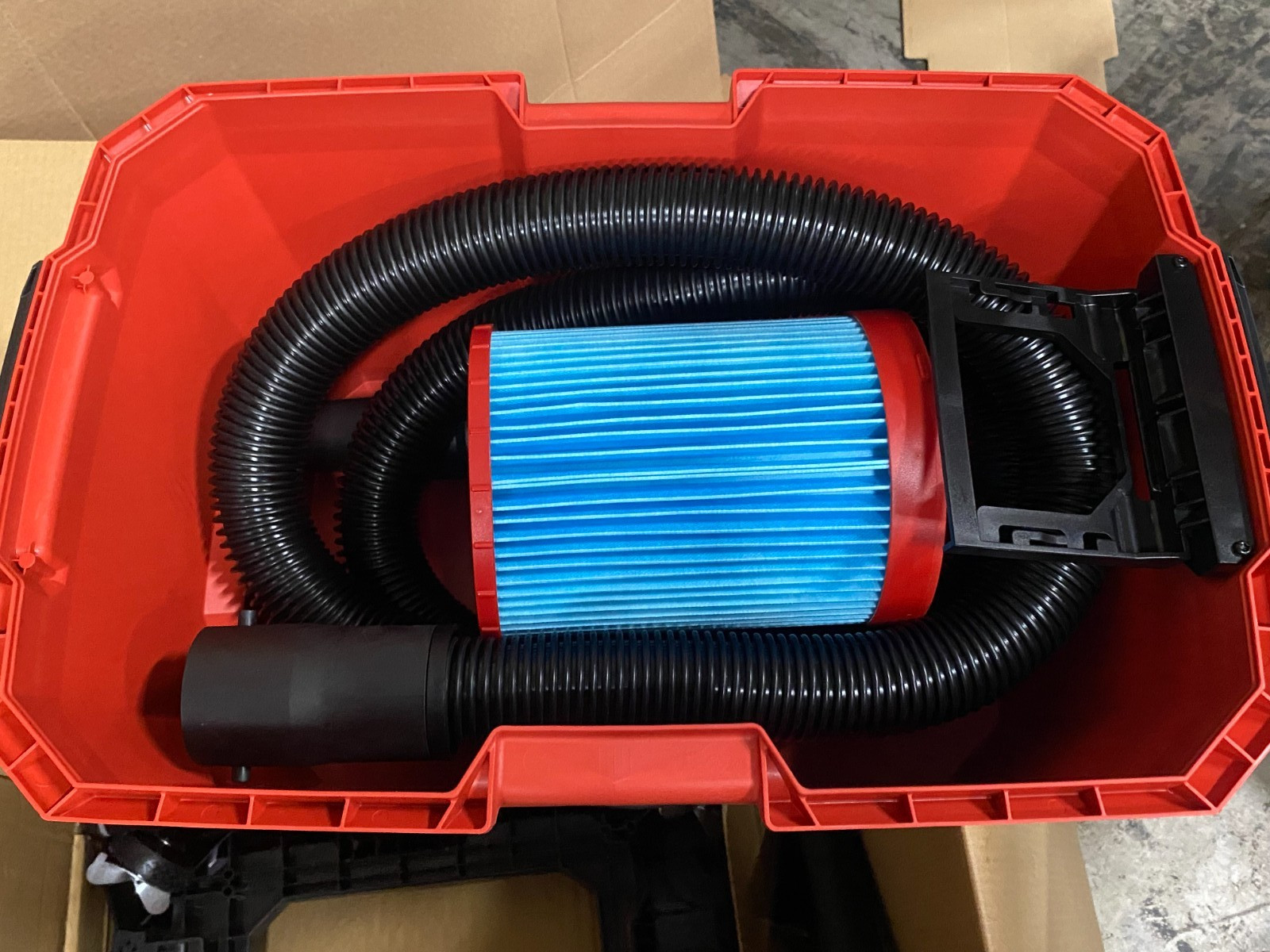 Milwaukee M18 FUEL NEXUS 6 Gallon Cordless Wet/Dry Vacuum 0915-20, NO BATTERY
