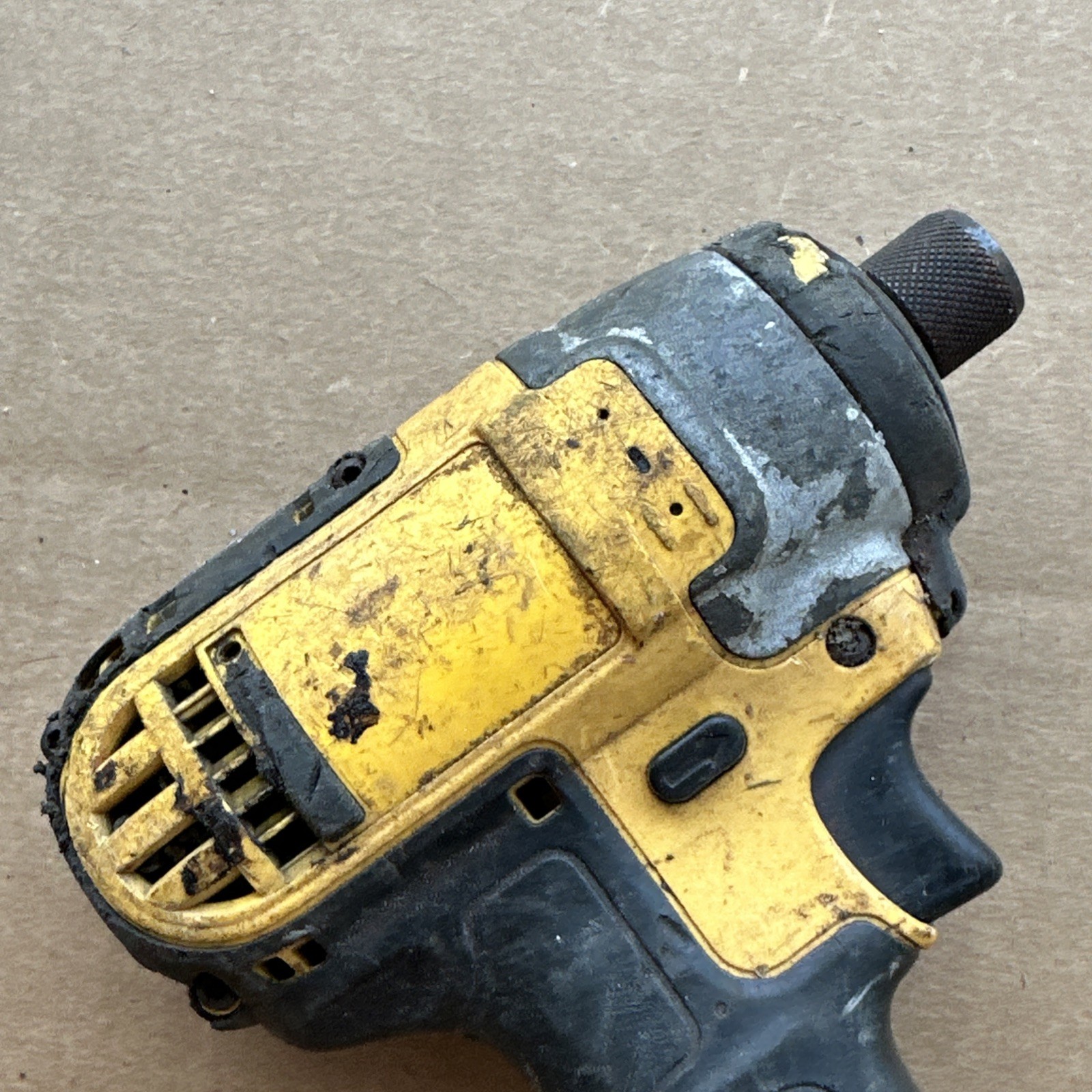 DeWalt DCF885 20V MAX 1/4-inch Cordless Impact Driver HEAVY USE