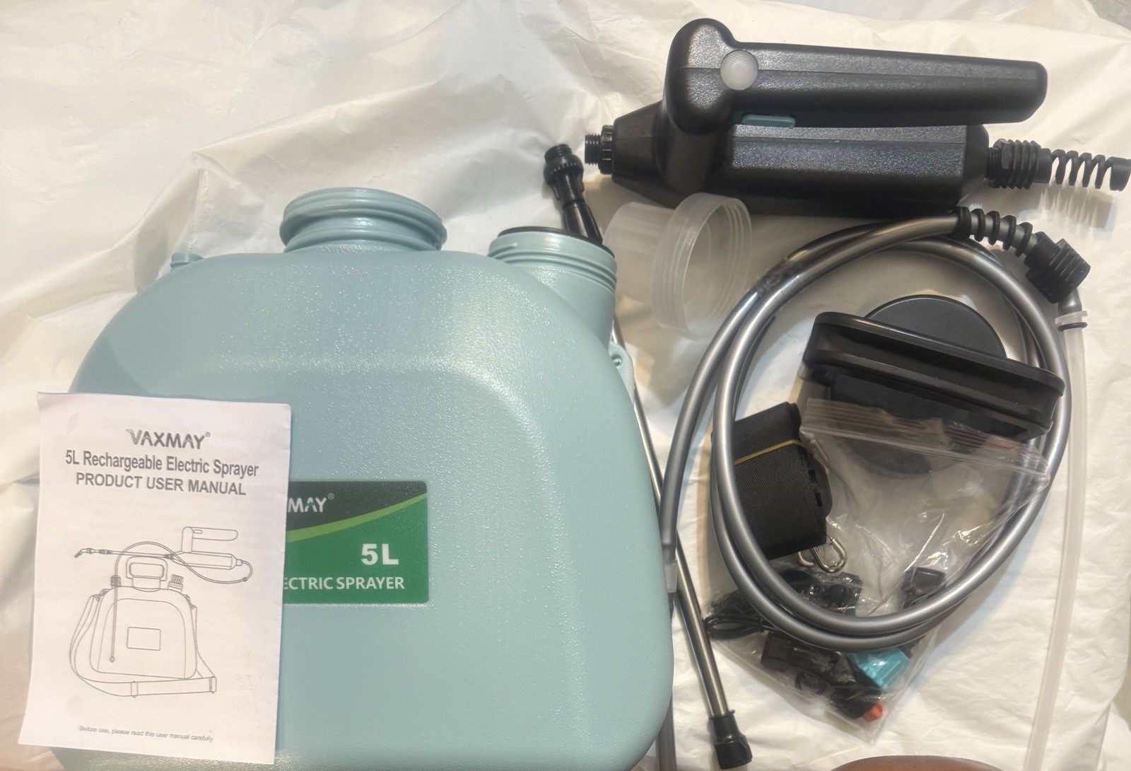 Sprayer,1.35Gal/5L, Battery Powered, Retractable Wand, Shoulder Strap