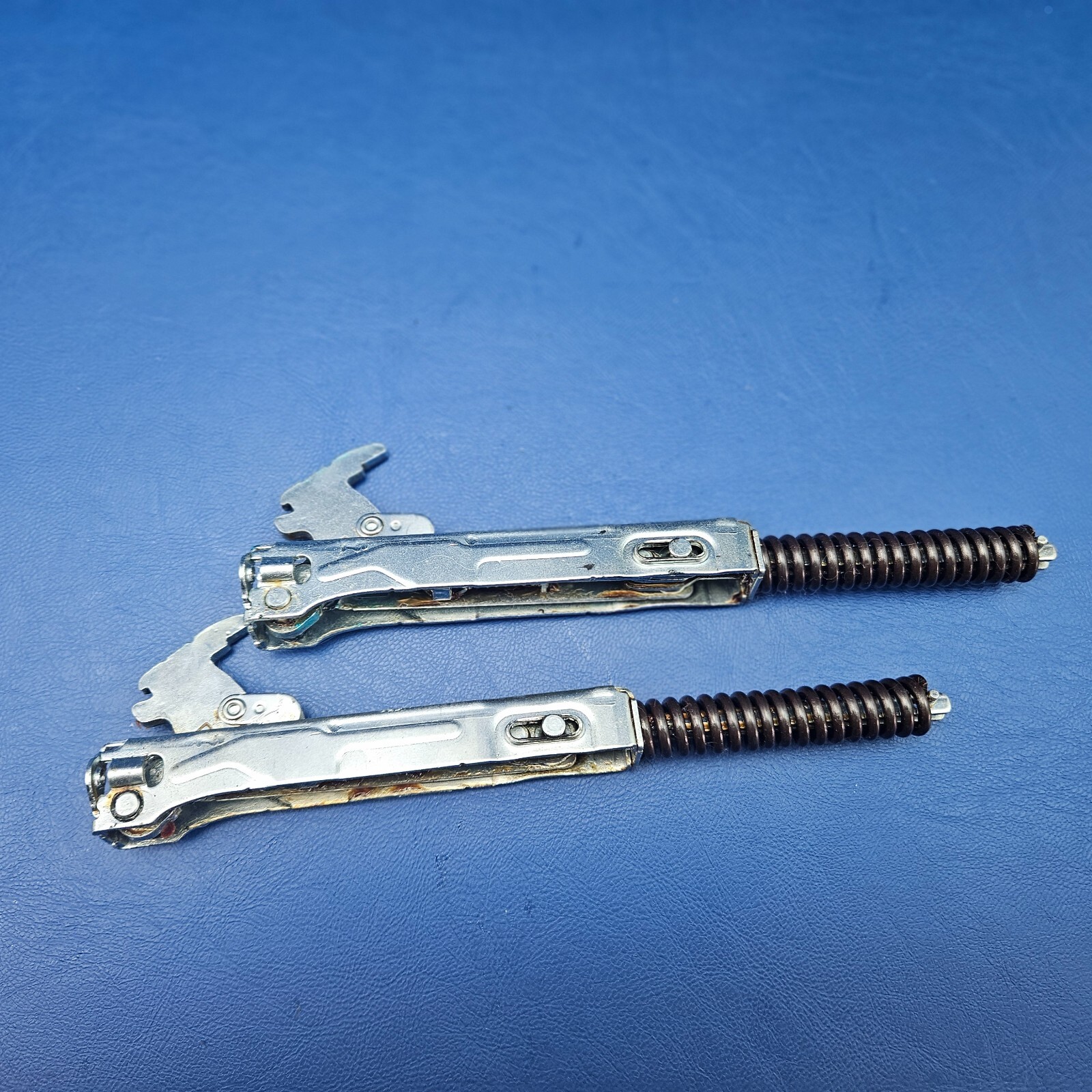 Genuine SAMSUNG Range Oven, Hinge Set of 2 # DG94-01147B