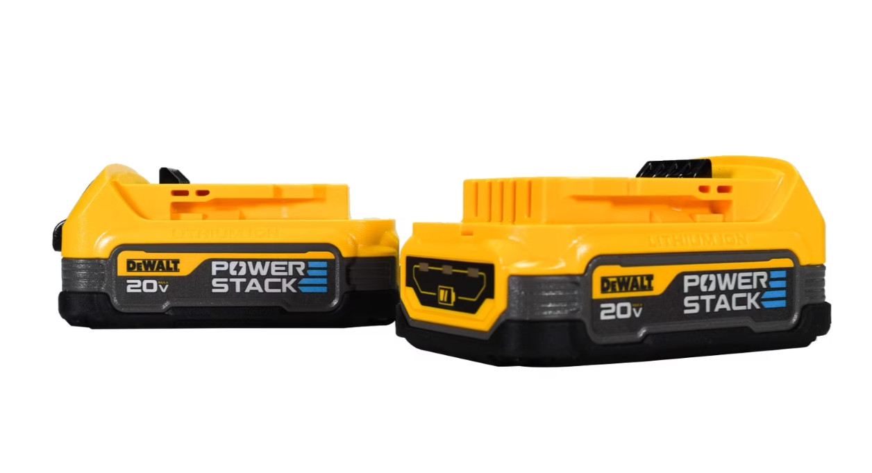 DEWALT DCBP034-2 20V POWERSTACK Compact Li-Ion Battery (Pack of 2)