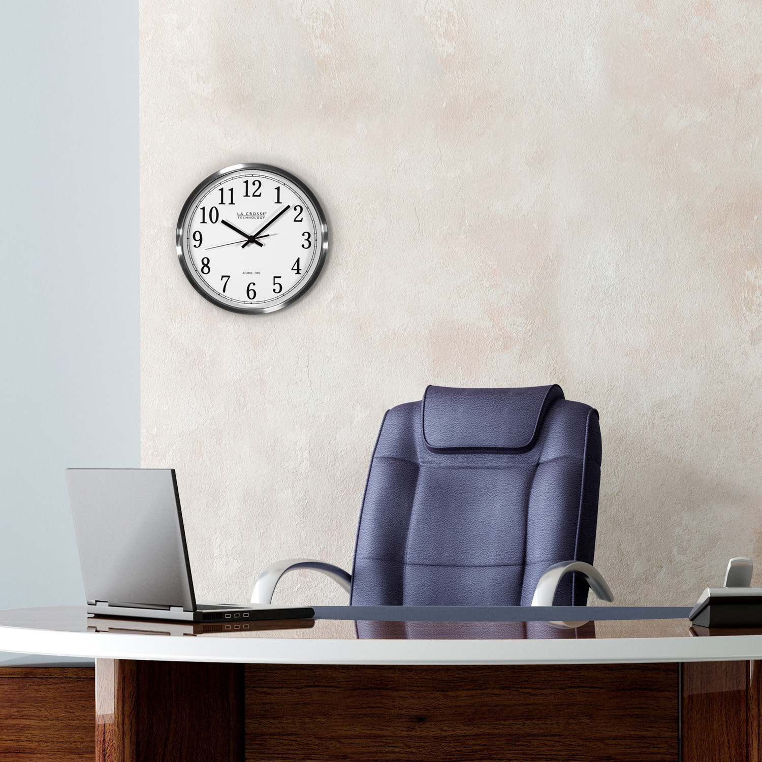 WT-3126B La Crosse Technology 12″ Stainless Atomic Analog Wall Clock – Open Box