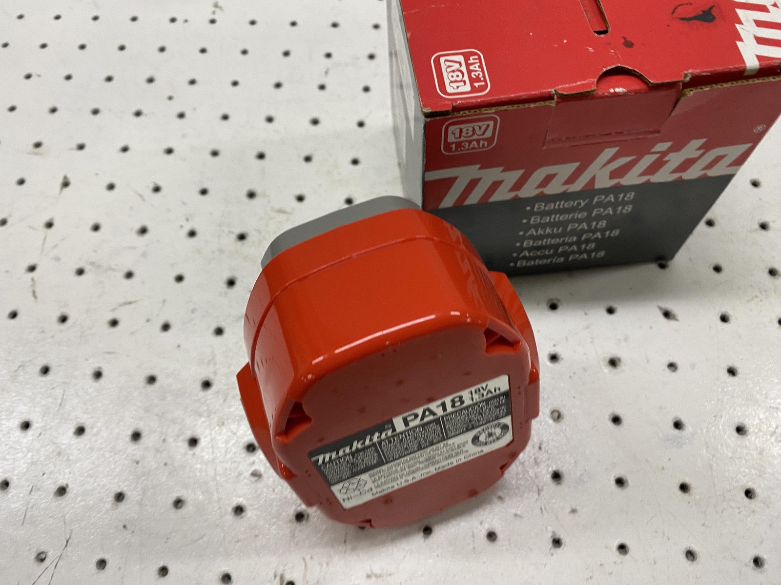 Makita PA18 18V 1.3Ah NiCd Battery Pack Red 1941073 Cordless Power Tool