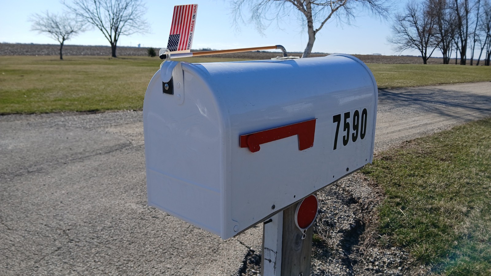 Mail’s Here!! Mailbox Flag Alert System, Easy Install, Plastic & Metal Kit