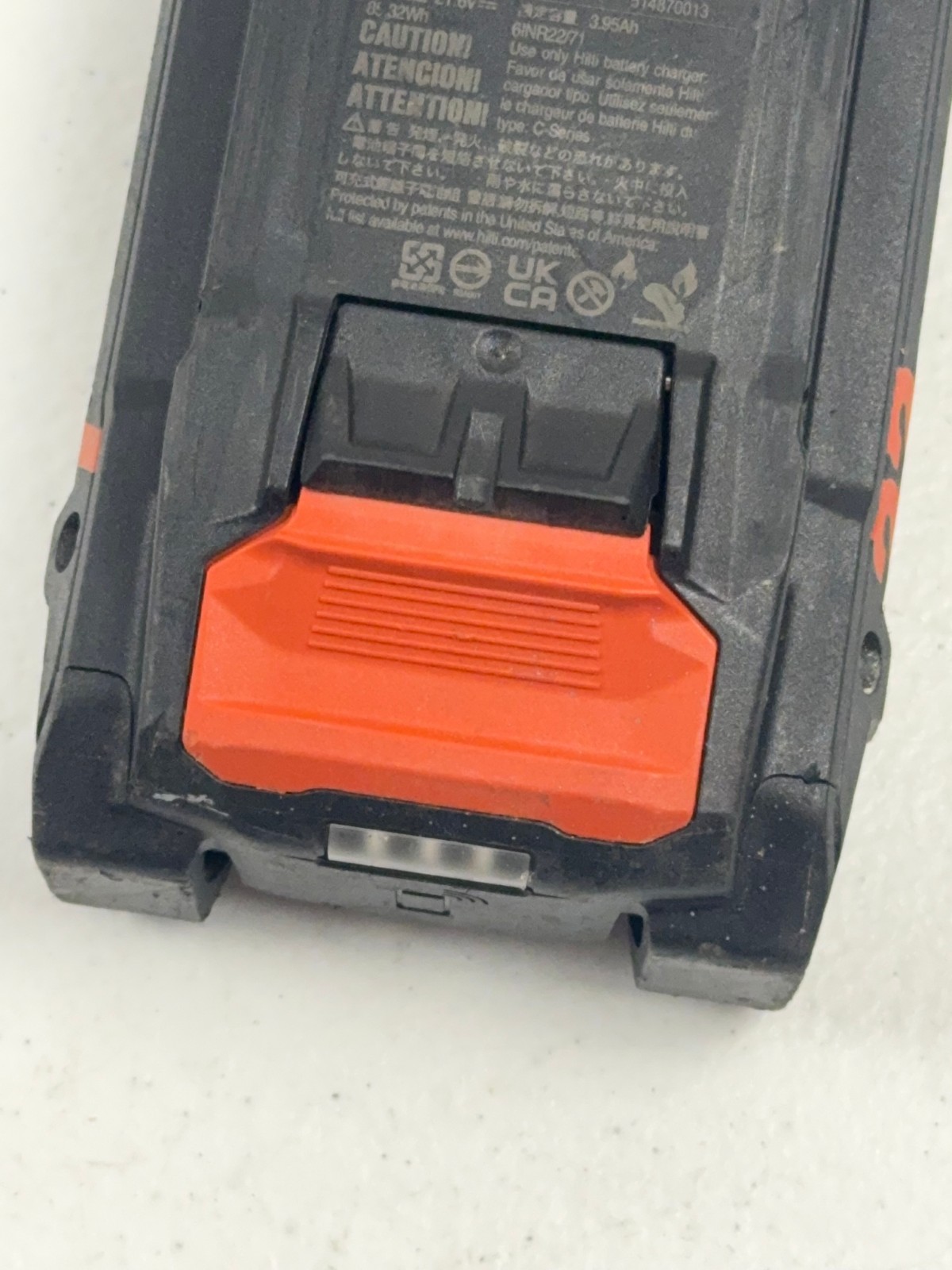 Hilti B-22-85 Li-ion 22V NURON 4.0AH Compact Power Tool Battery Pack WORKING