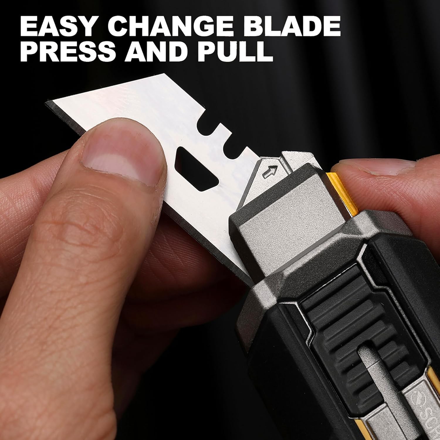 ToughBuilt – Scraper Knife 5 Blades,Integrated Scraper Edge, Quick-Change Blade