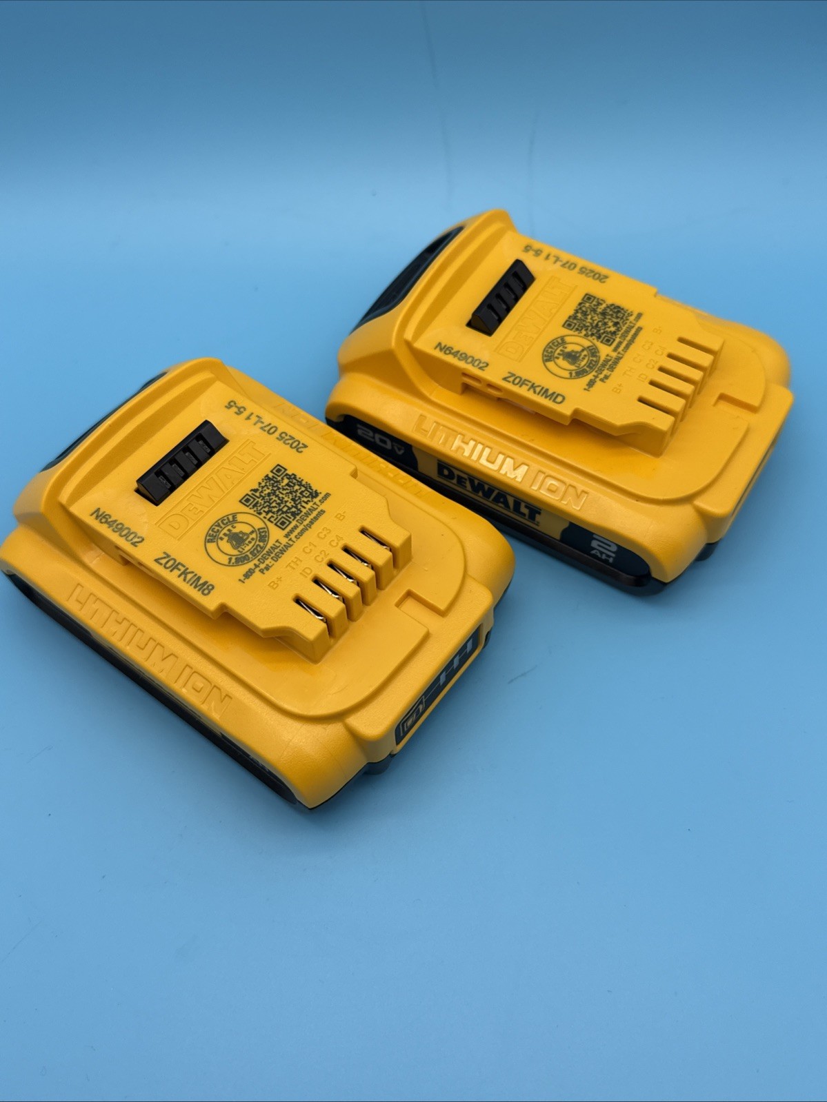 DEWALT DCB203-2 20V 2Ah Lithium-Ion Battery – 2 Pack