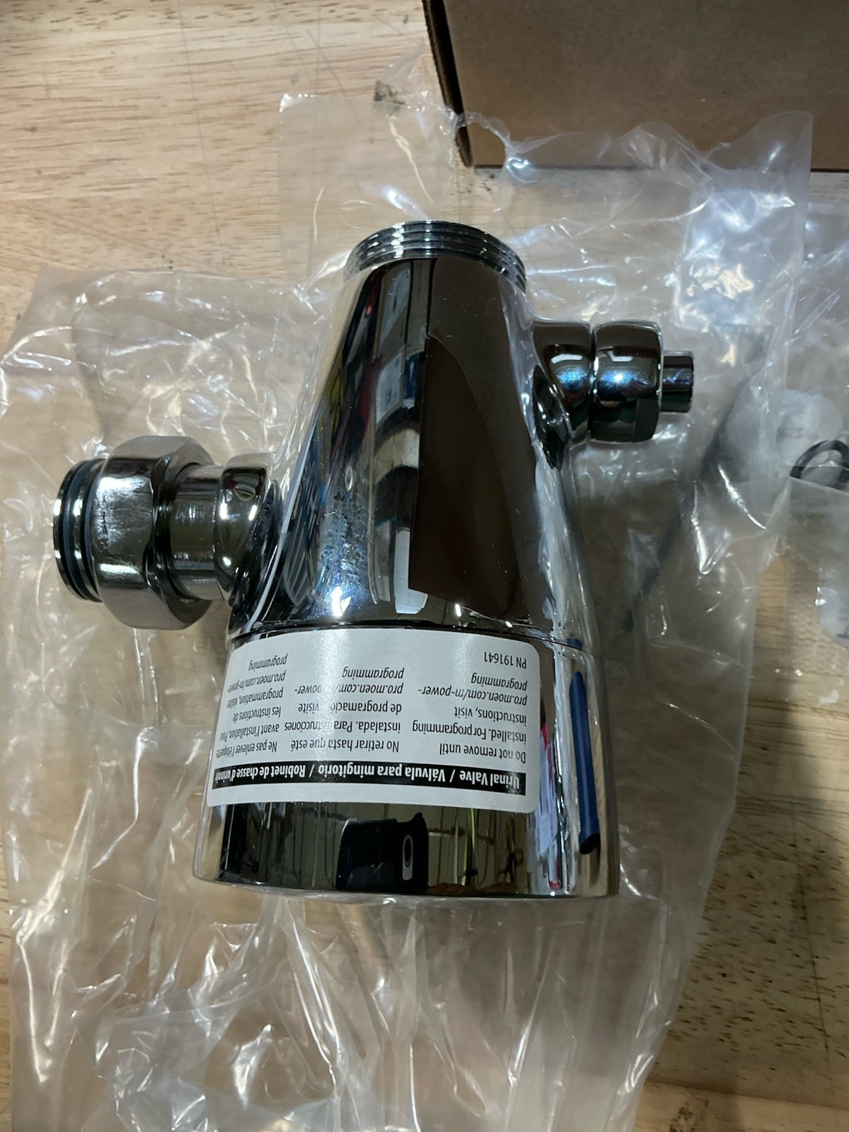 *Read Description* Moen 8315 M-Power Electronic Flush Valve 3/4″ Urinal 0.5 GPF