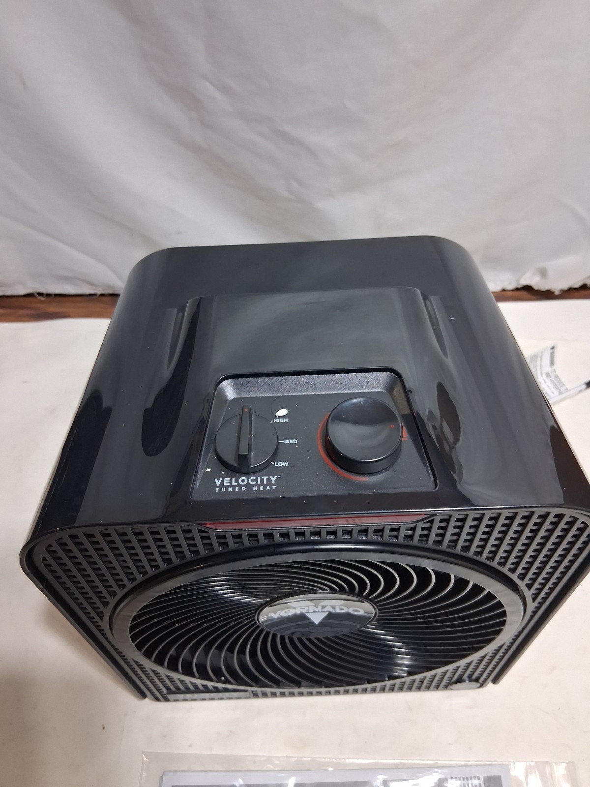 Vornado Velocity 4 Whole Room Vortex Indoor Heater-4+ VTX 4969017