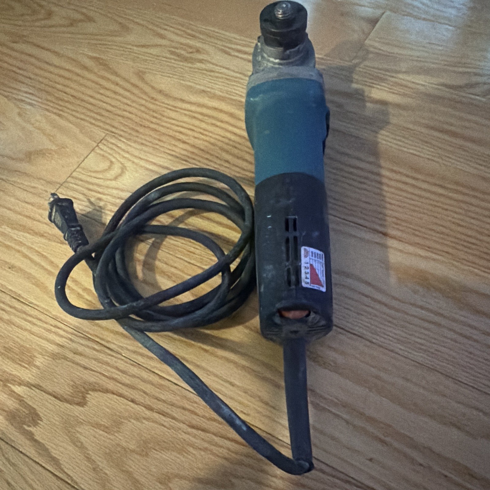 Makita Corded Electric Angle Grinder Rotary/Circular Blue/Black Used