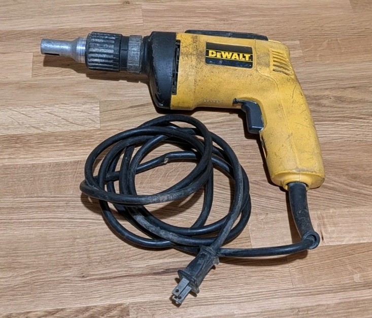 DeWalt DW250 VSR Drywall Screwdriver Type 1 Corded Variable Speed 0-4000 RPM!