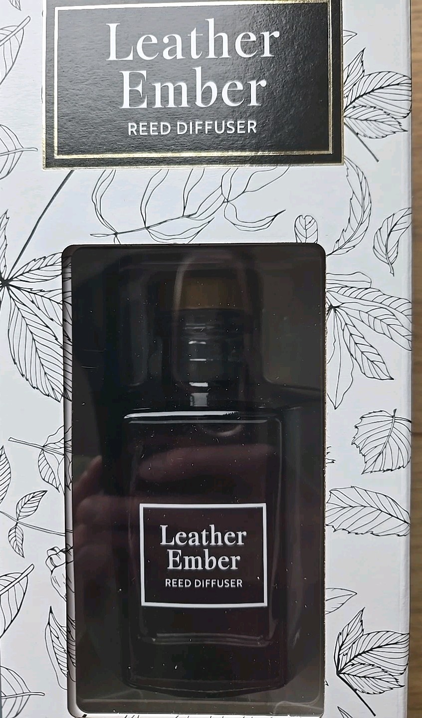 🌟NEW🌟 Bellevue Reed Diffuser 6 Oz, Set of 3 (8 Reeds Each). Variety Scents