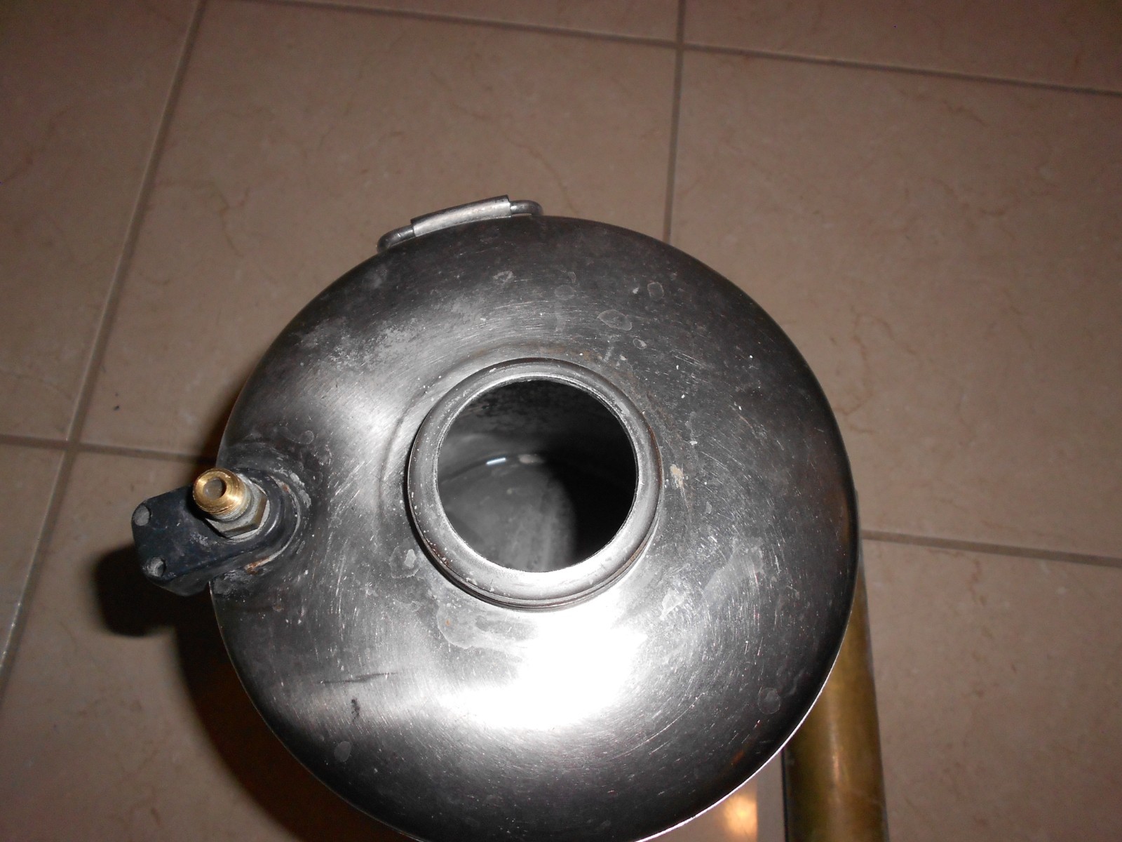 B & G 1 GALLON SPRAYER TANK AND PUMP PESTICIDE SPRAYER